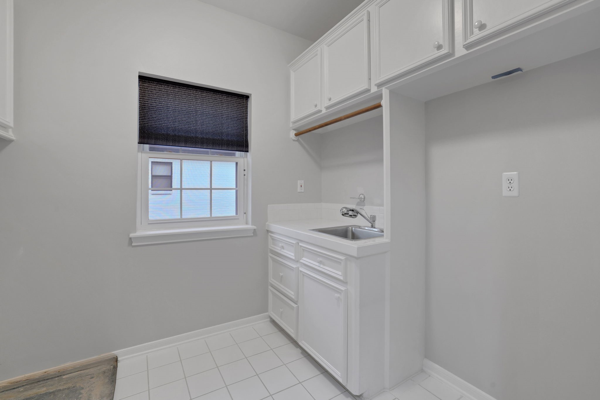 4616 Spruce Street Property Photo 35