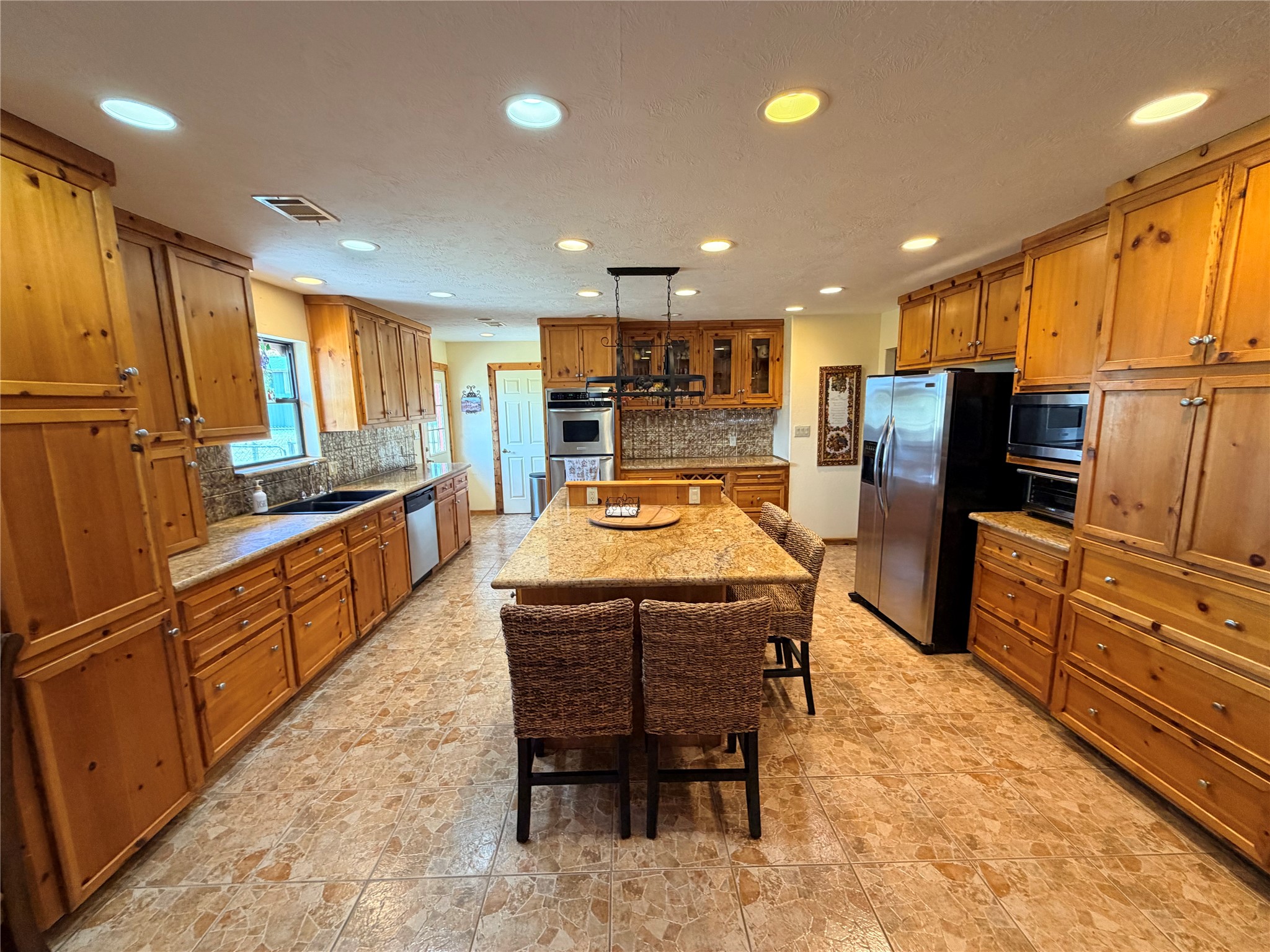 6622 County Road 360 Property Photo 12