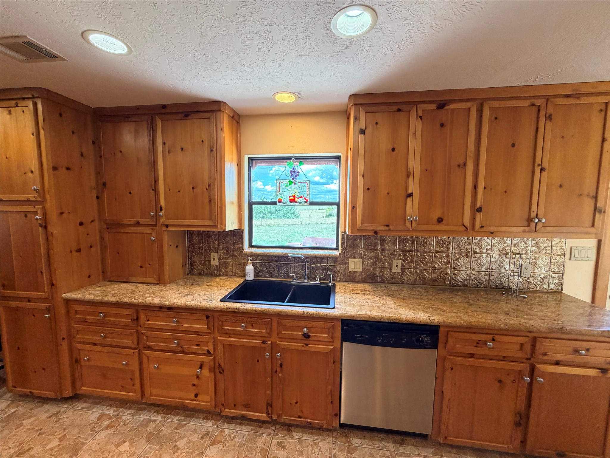 6622 County Road 360 Property Photo 15