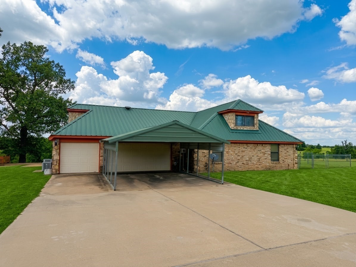 6622 County Road 360 Property Photo 33