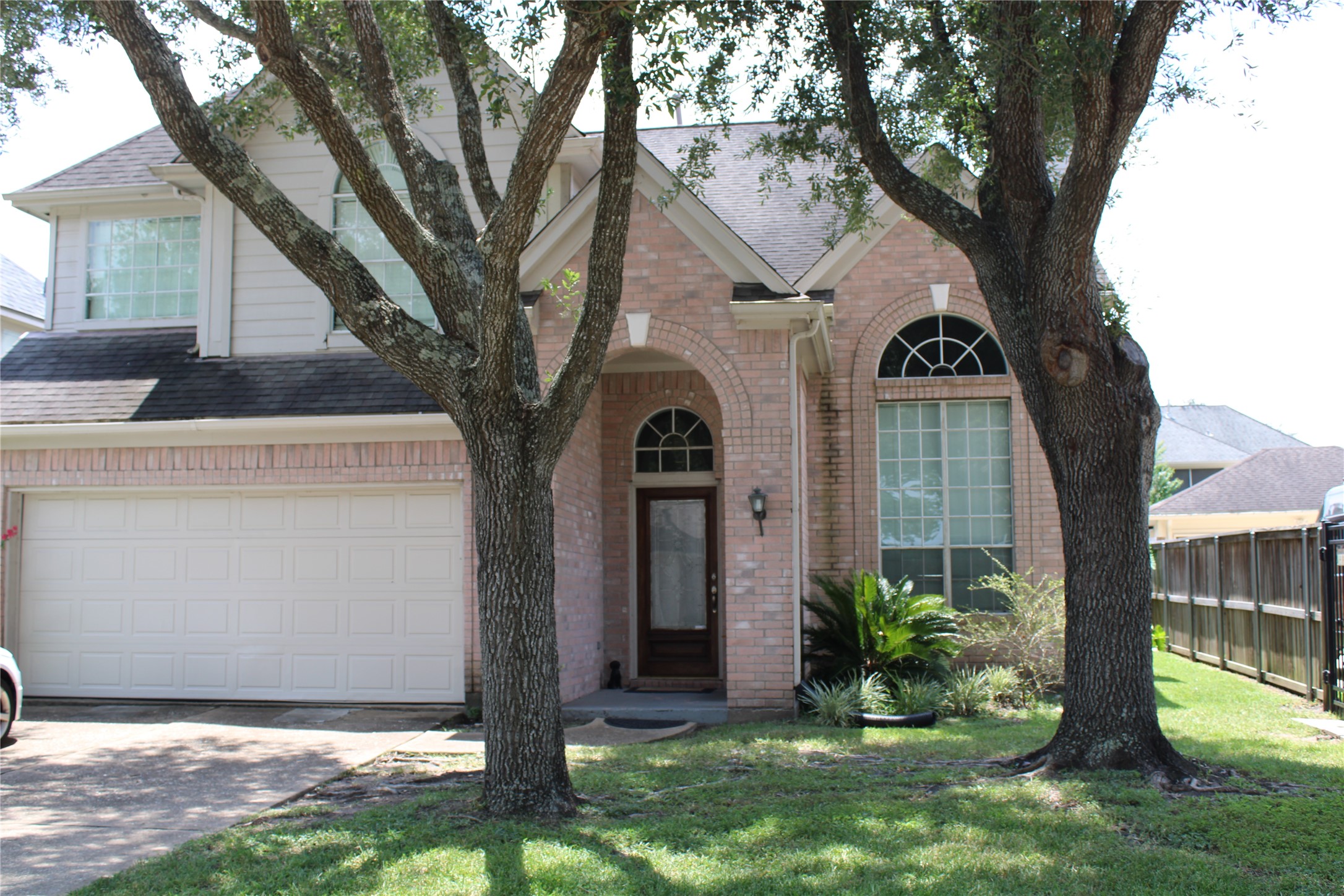 7018 Crystal Dowels Drive Property Photo 2