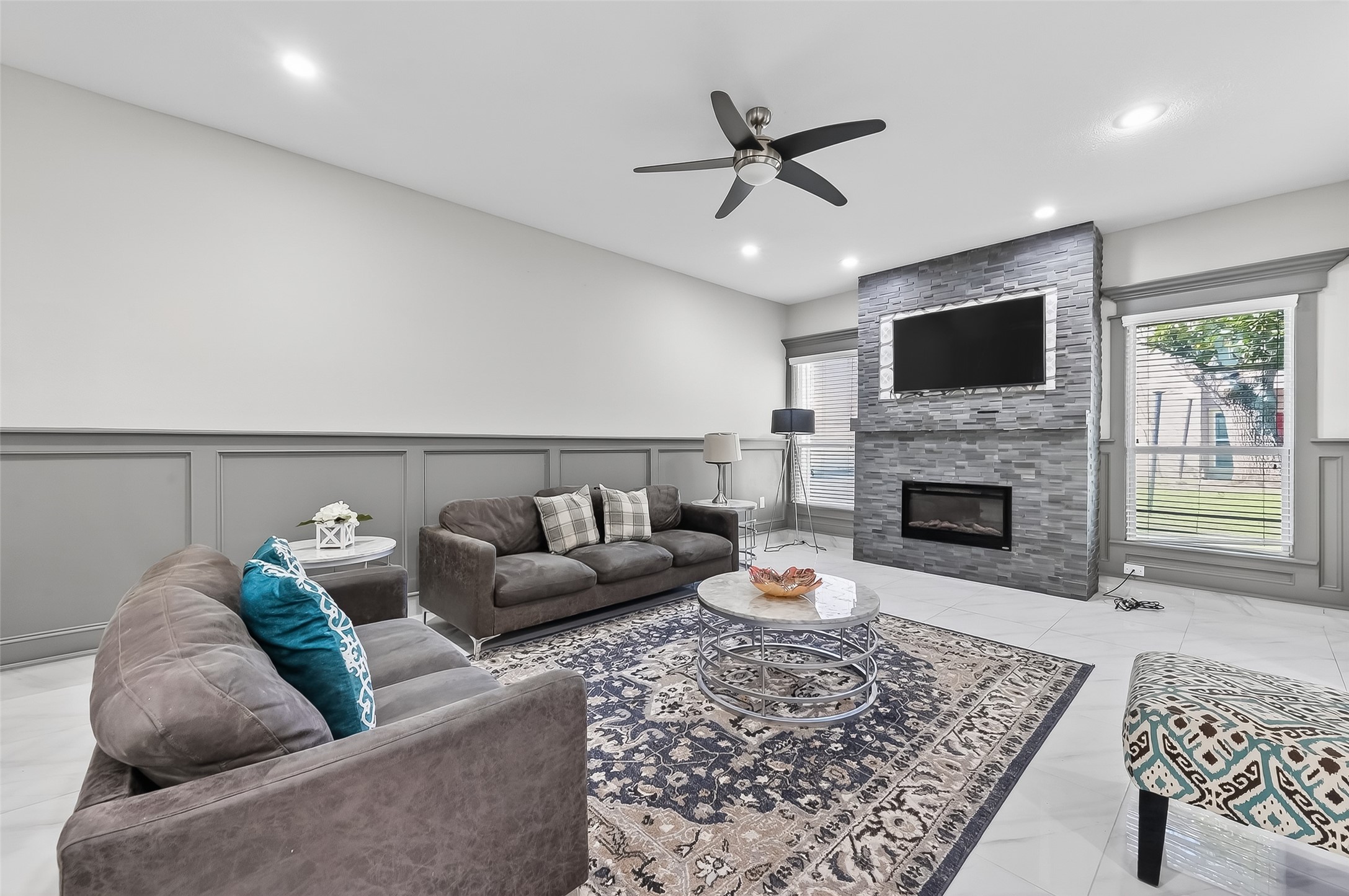 11280 Braes Forest Drive 406 Property Photo 6