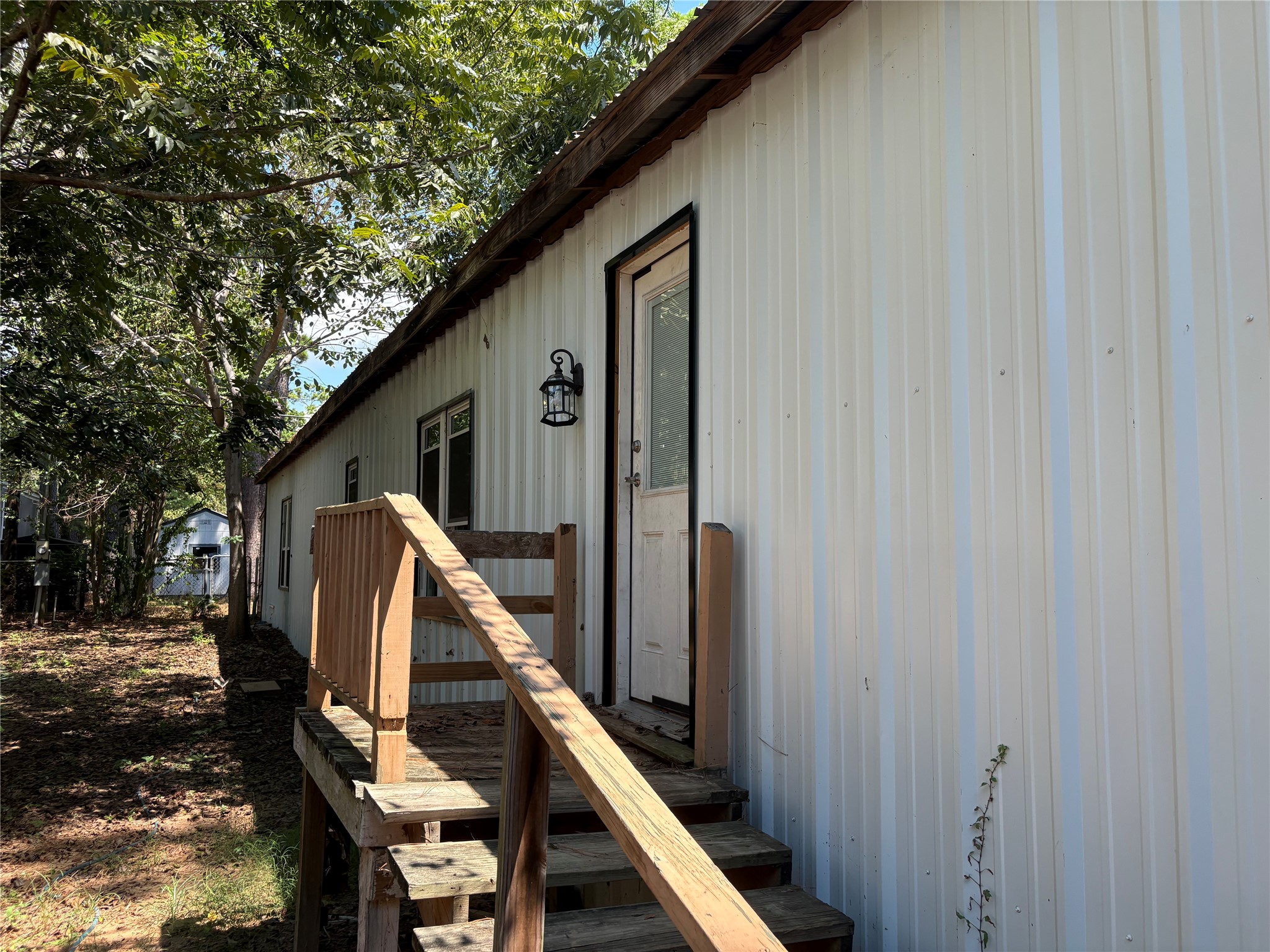 13120 S Lee Shore Drive Property Photo 2