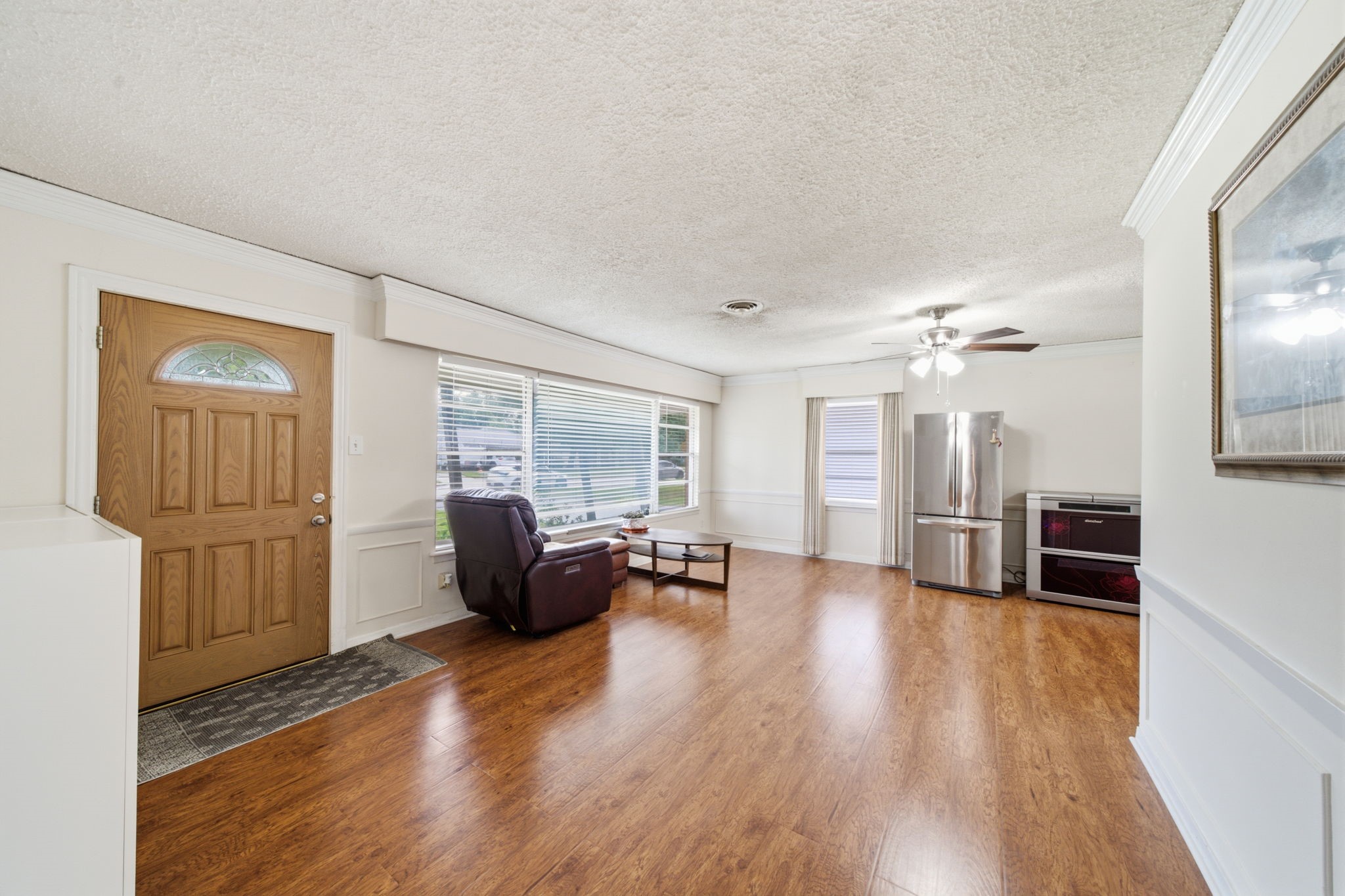 9435 Springmont Drive Property Photo 8