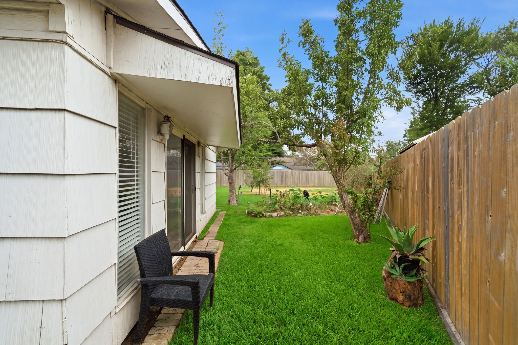 9435 Springmont Drive Property Photo 31