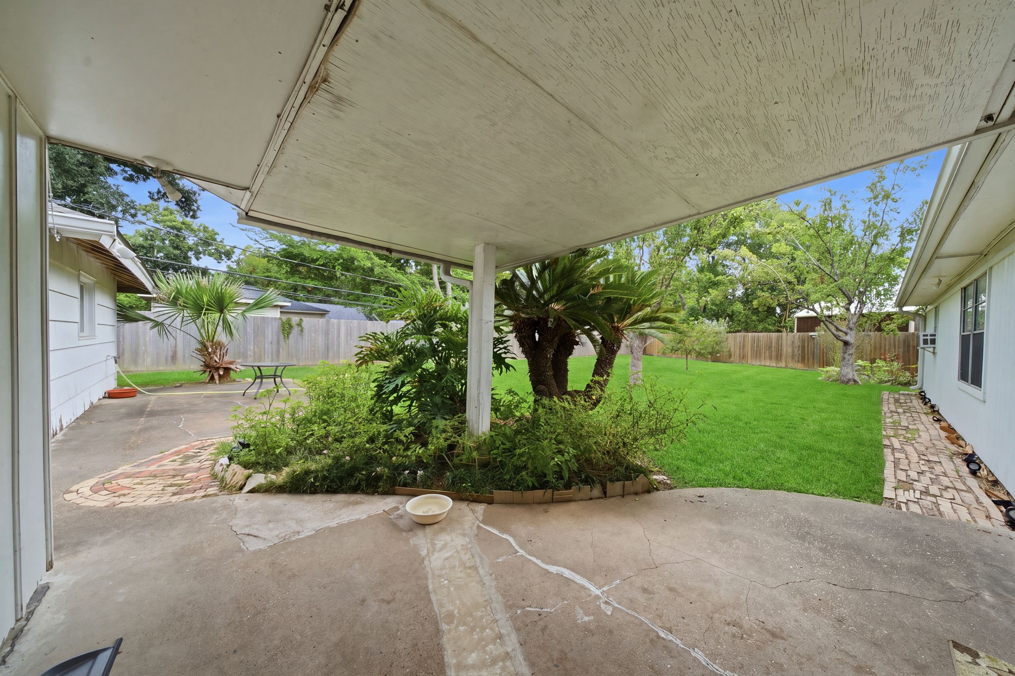 9435 Springmont Drive Property Photo 32