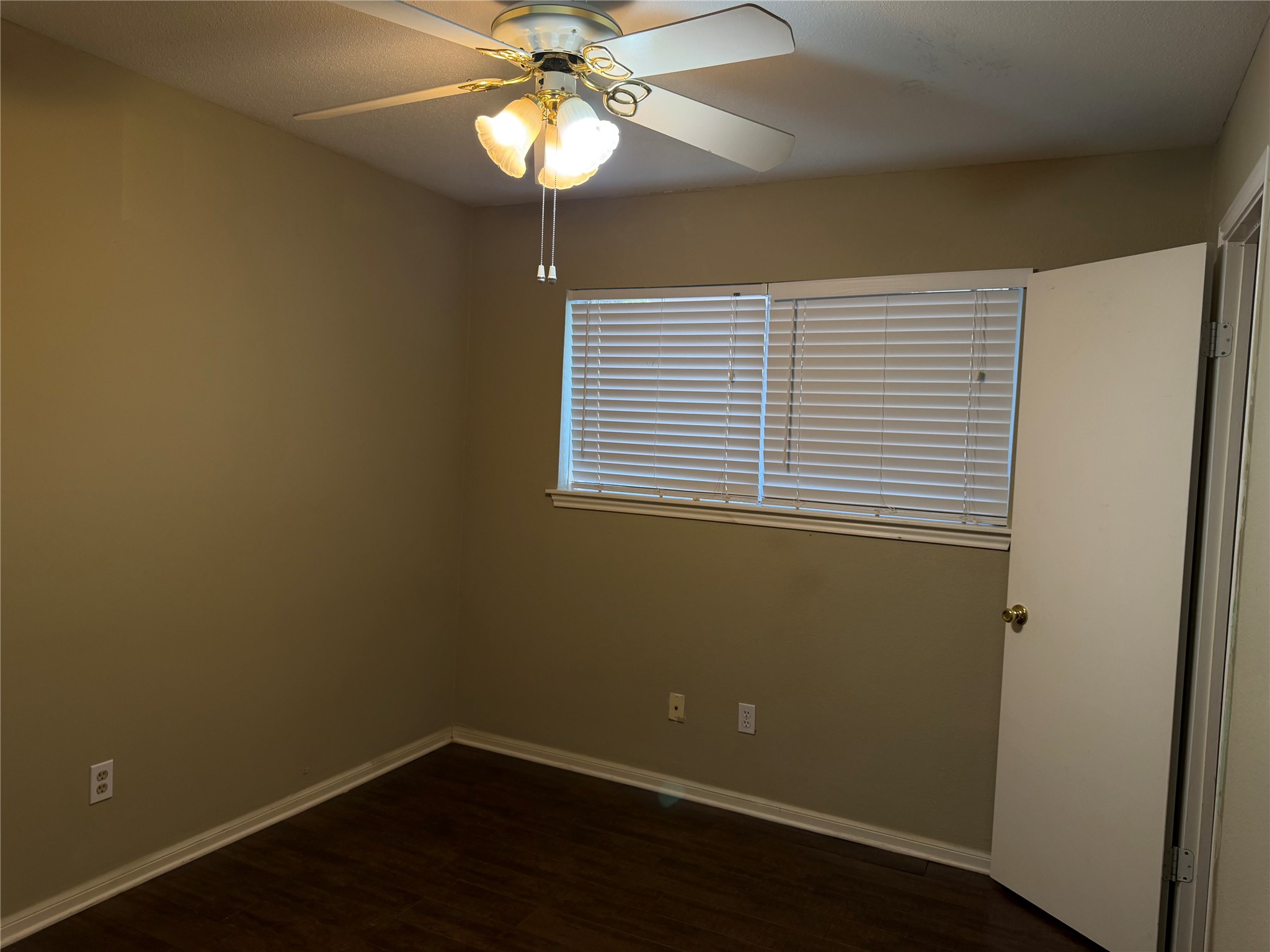 20815 Park Ridge Court Property Photo 9