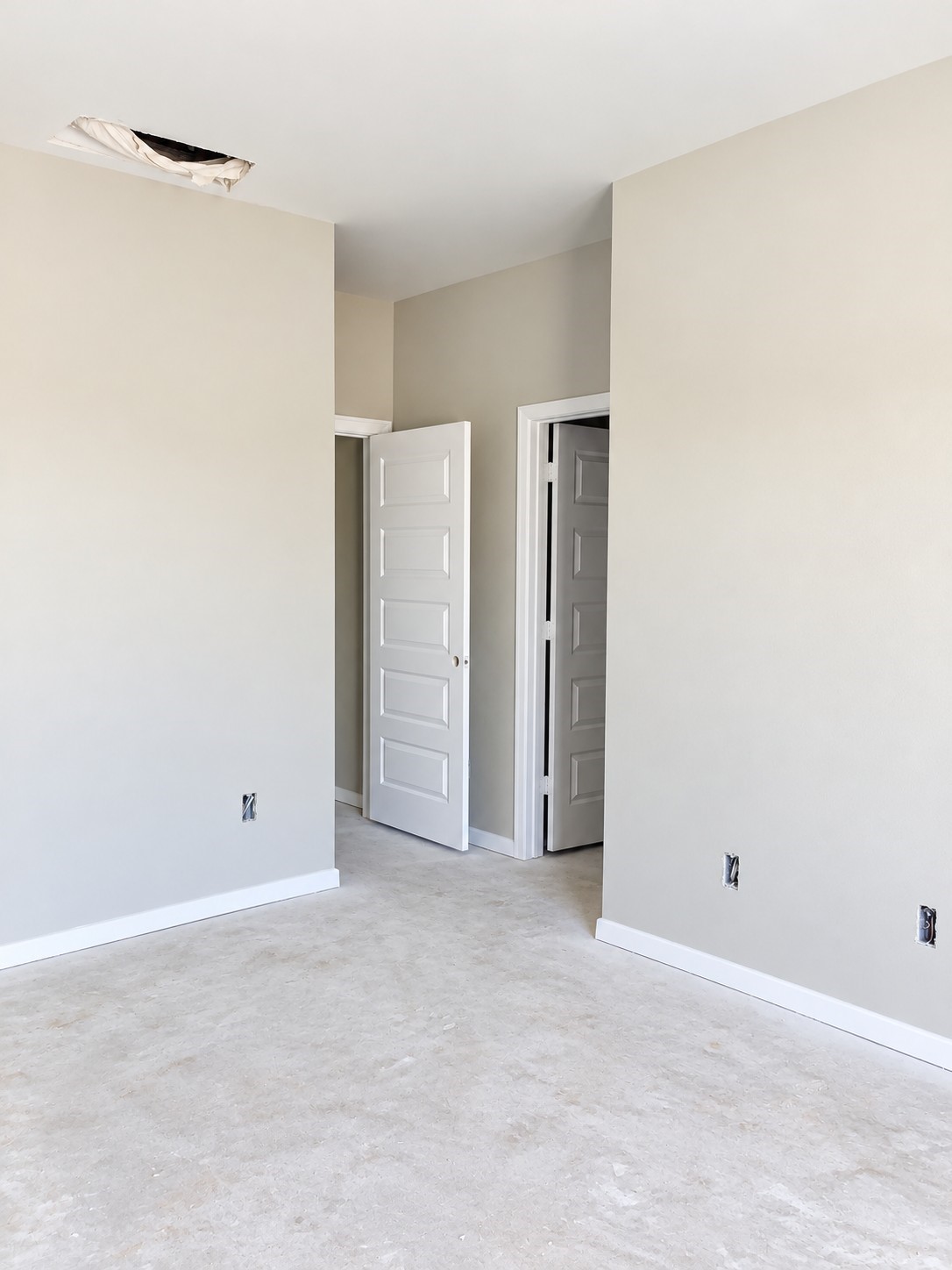 20942 Carob Tree Lane Property Photo 4