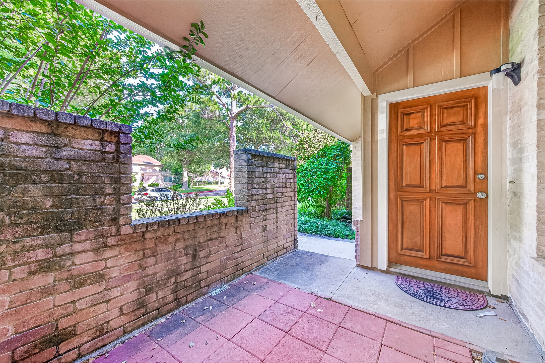 11677 Village Place Dr Property Photo 6