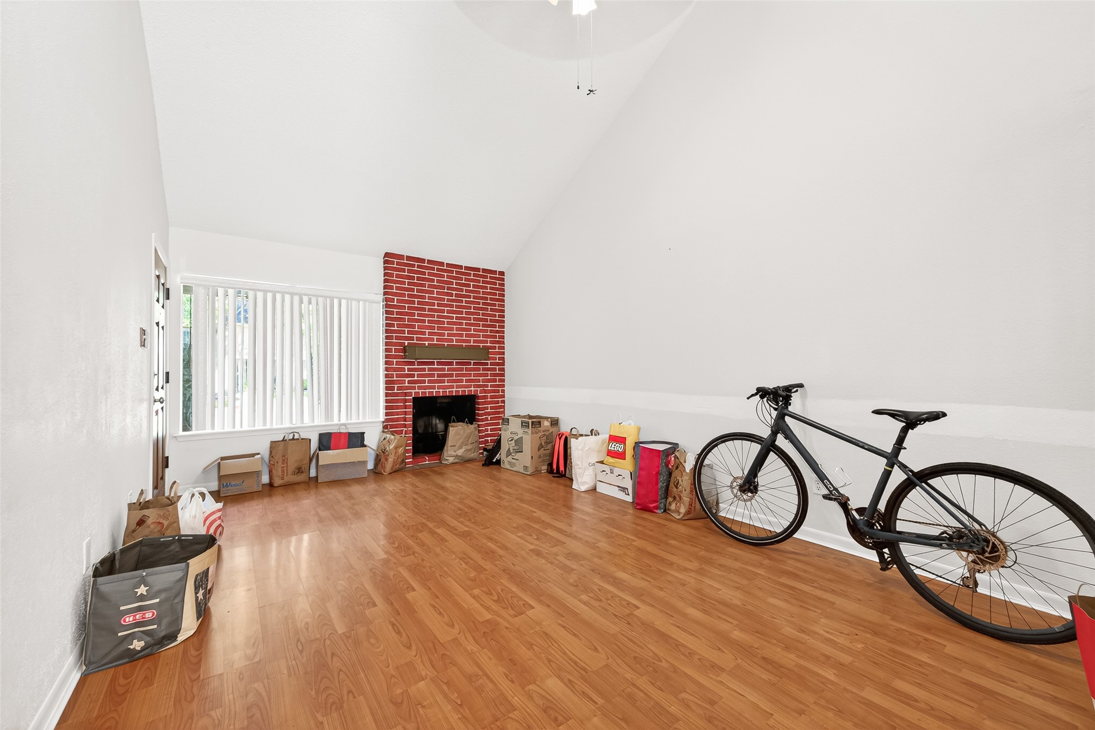 11677 Village Place Dr Property Photo 9