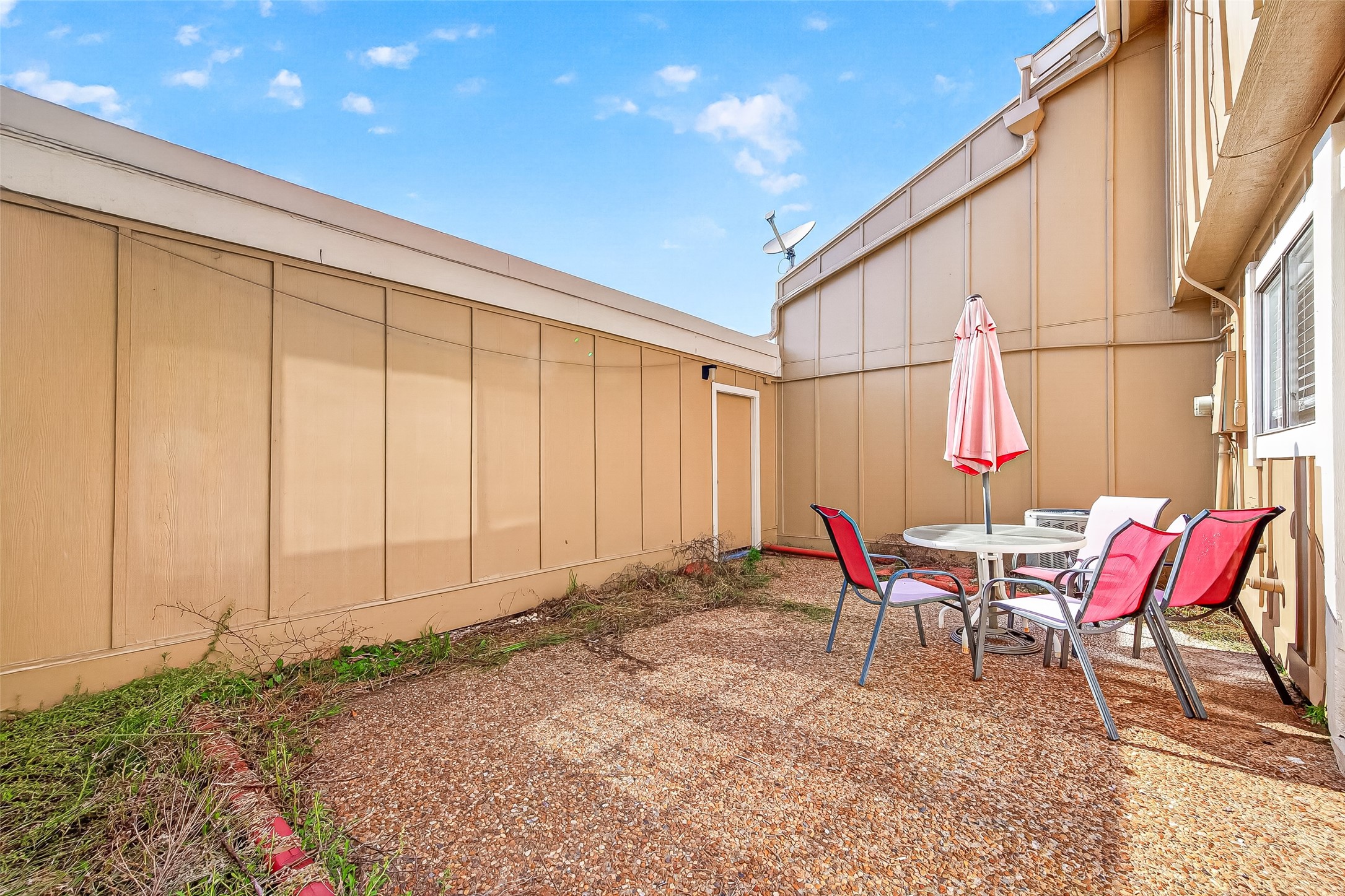 11677 Village Place Dr Property Photo 37