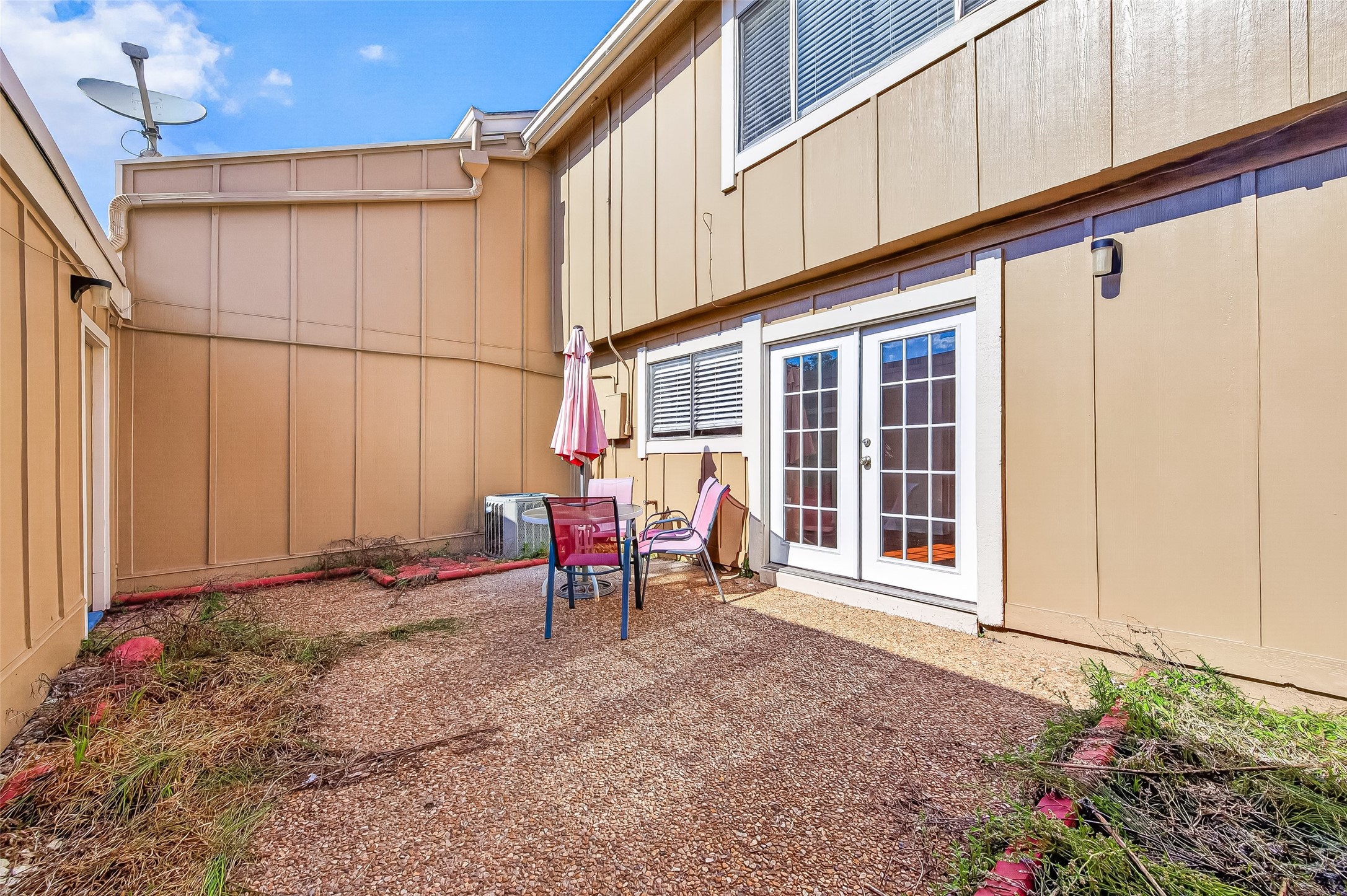 11677 Village Place Dr Property Photo 38