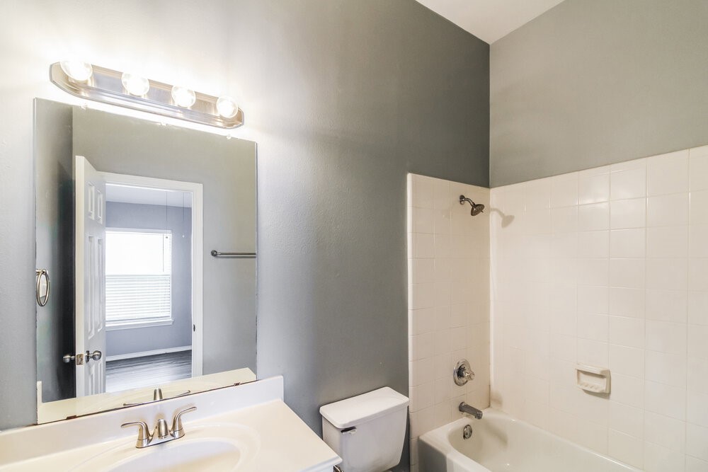 2804 Creek Bend Drive Property Photo 16