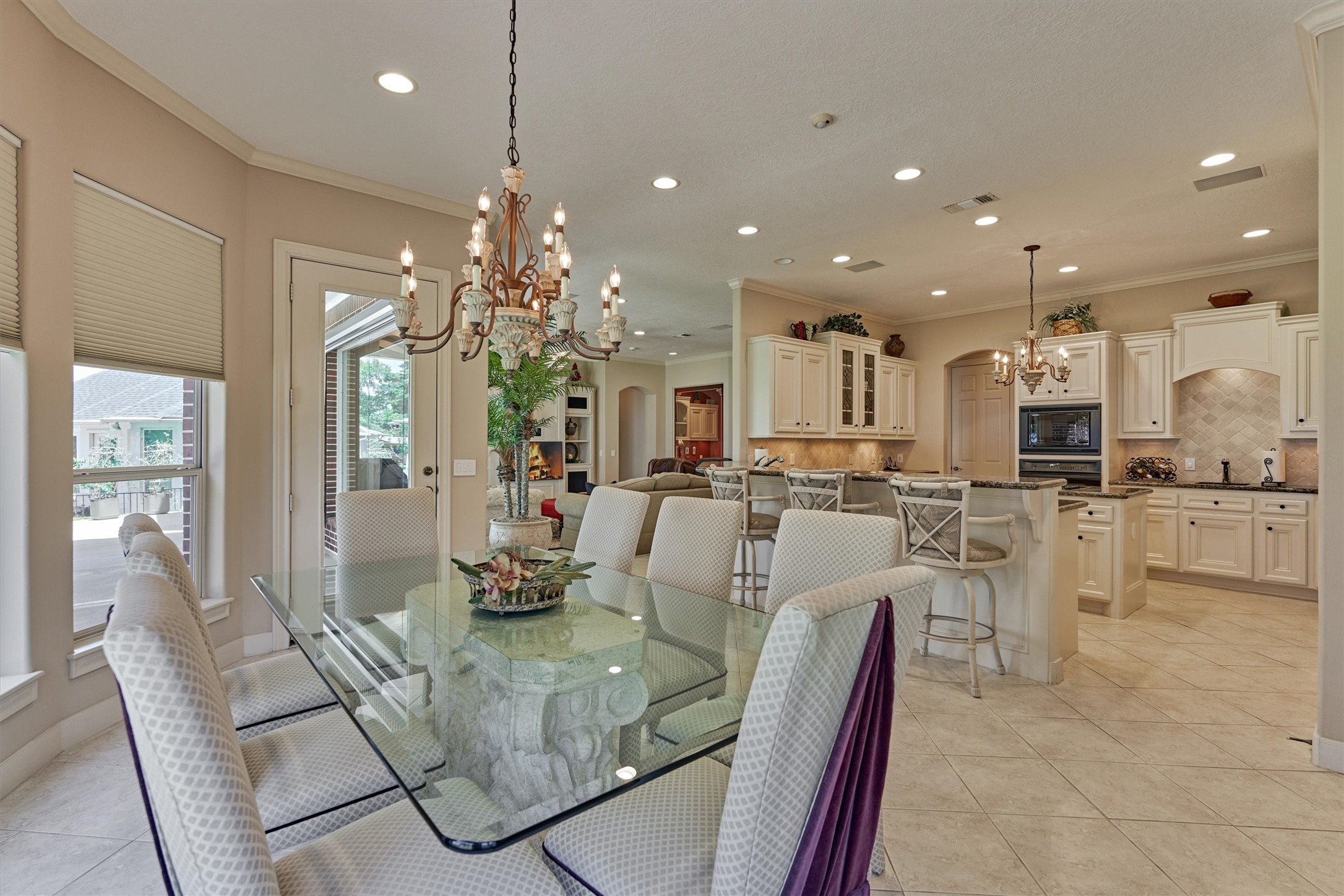 9485 Escondido Drive Property Photo 14