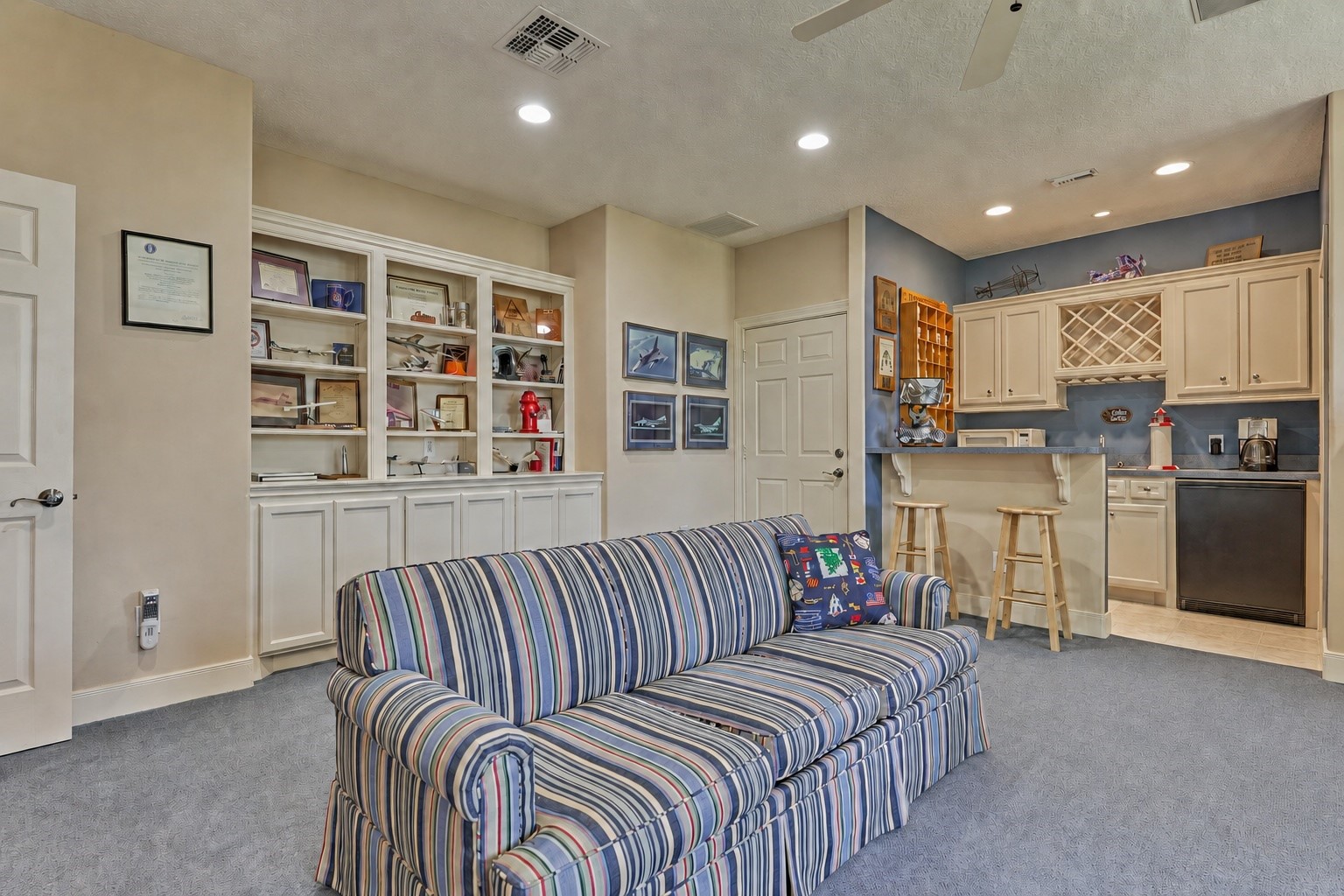 9485 Escondido Drive Property Photo 37