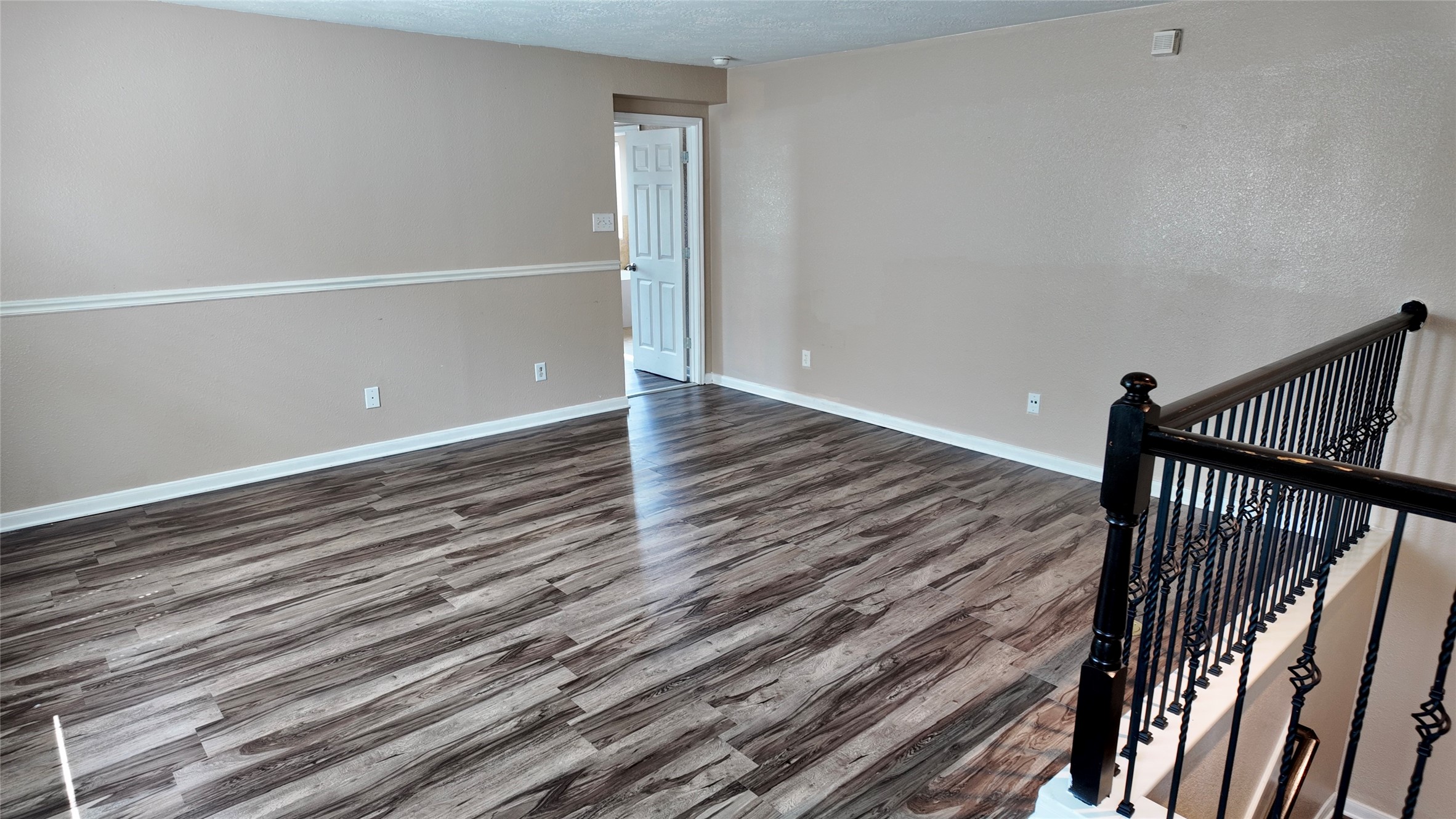 8014 Chasewood Drive Property Photo 36