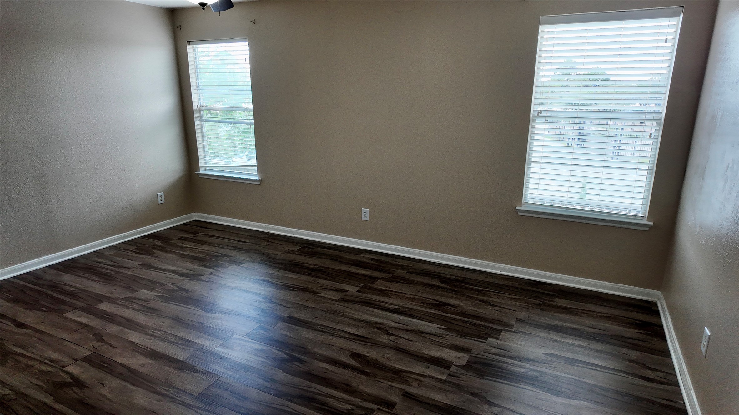 8014 Chasewood Drive Property Photo 38