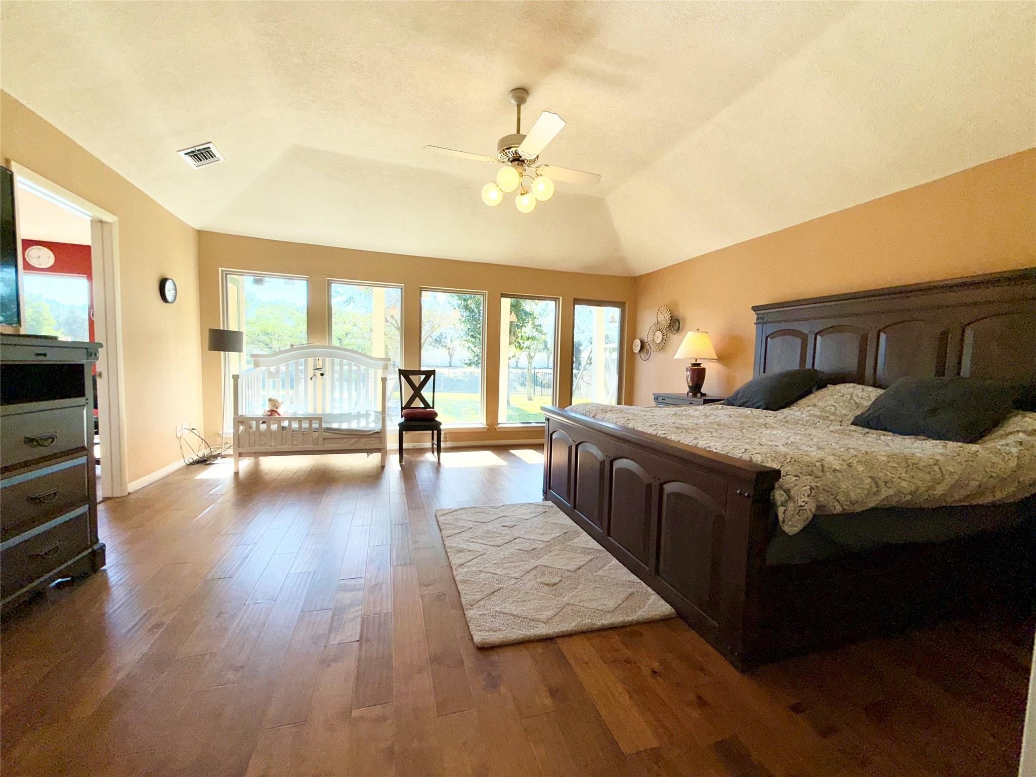 3915 Pleasant Valley Drive Property Photo 20