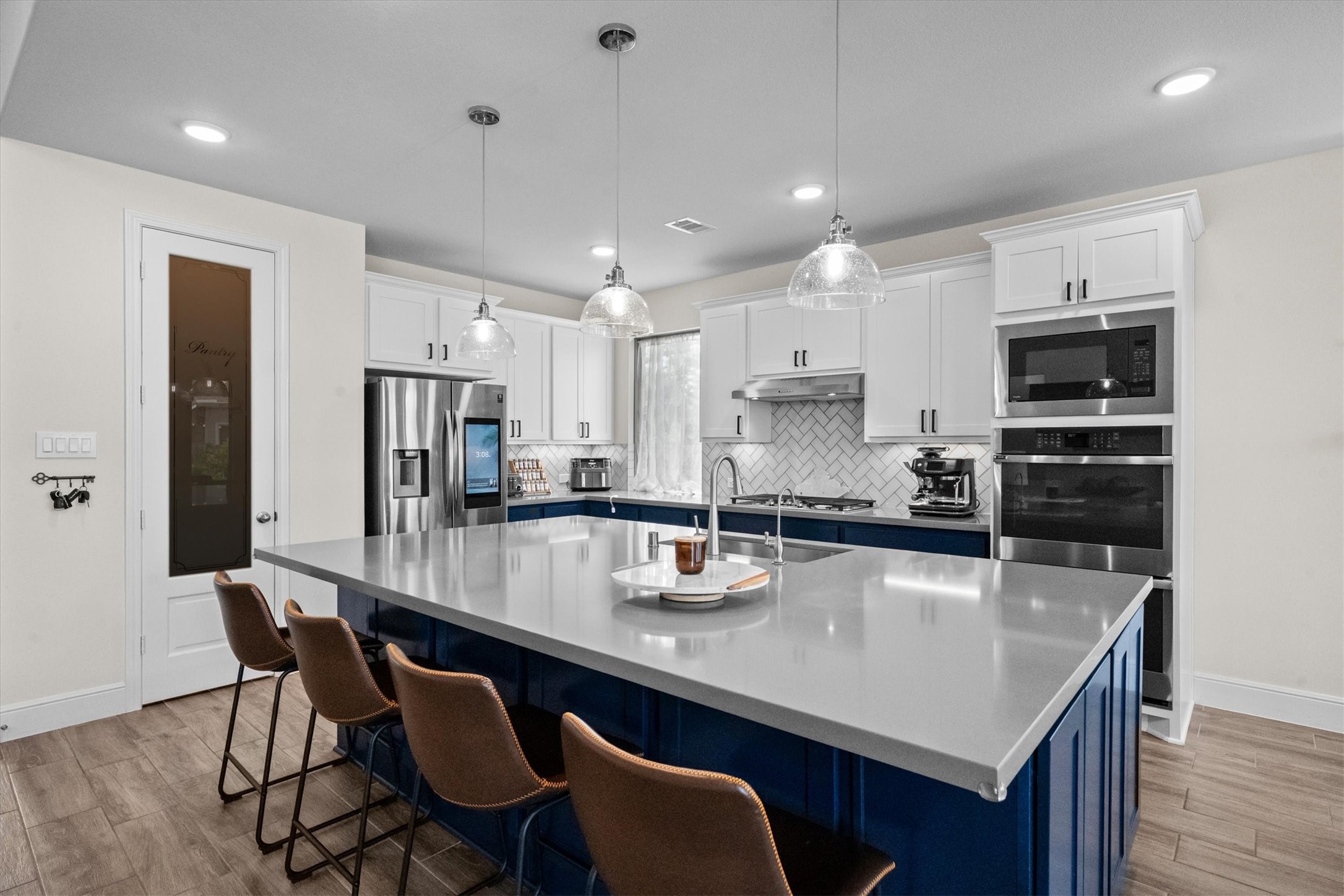 17403 Violet Vineyard Street Property Photo 10