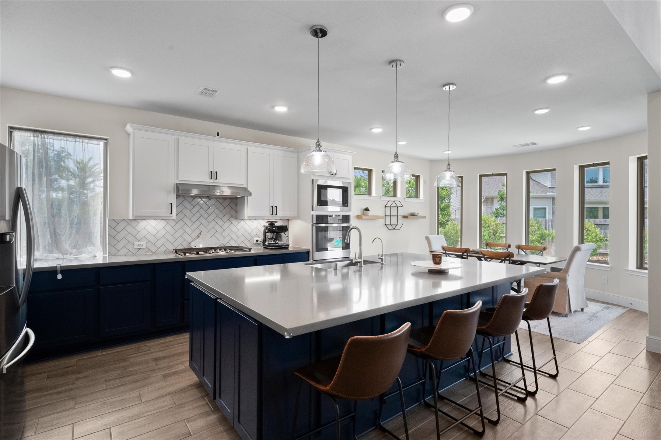17403 Violet Vineyard Street Property Photo 12