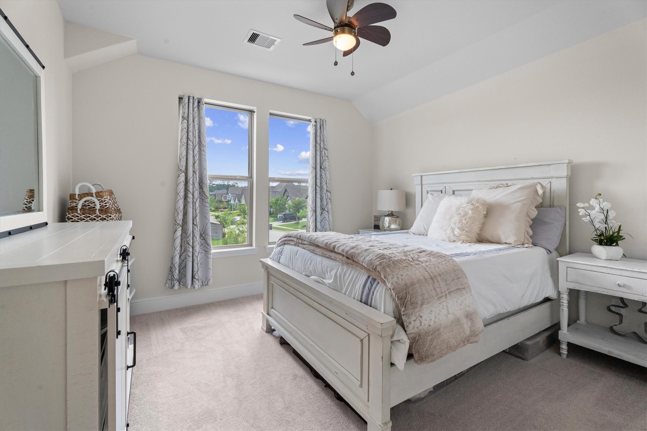 17403 Violet Vineyard Street Property Photo 30