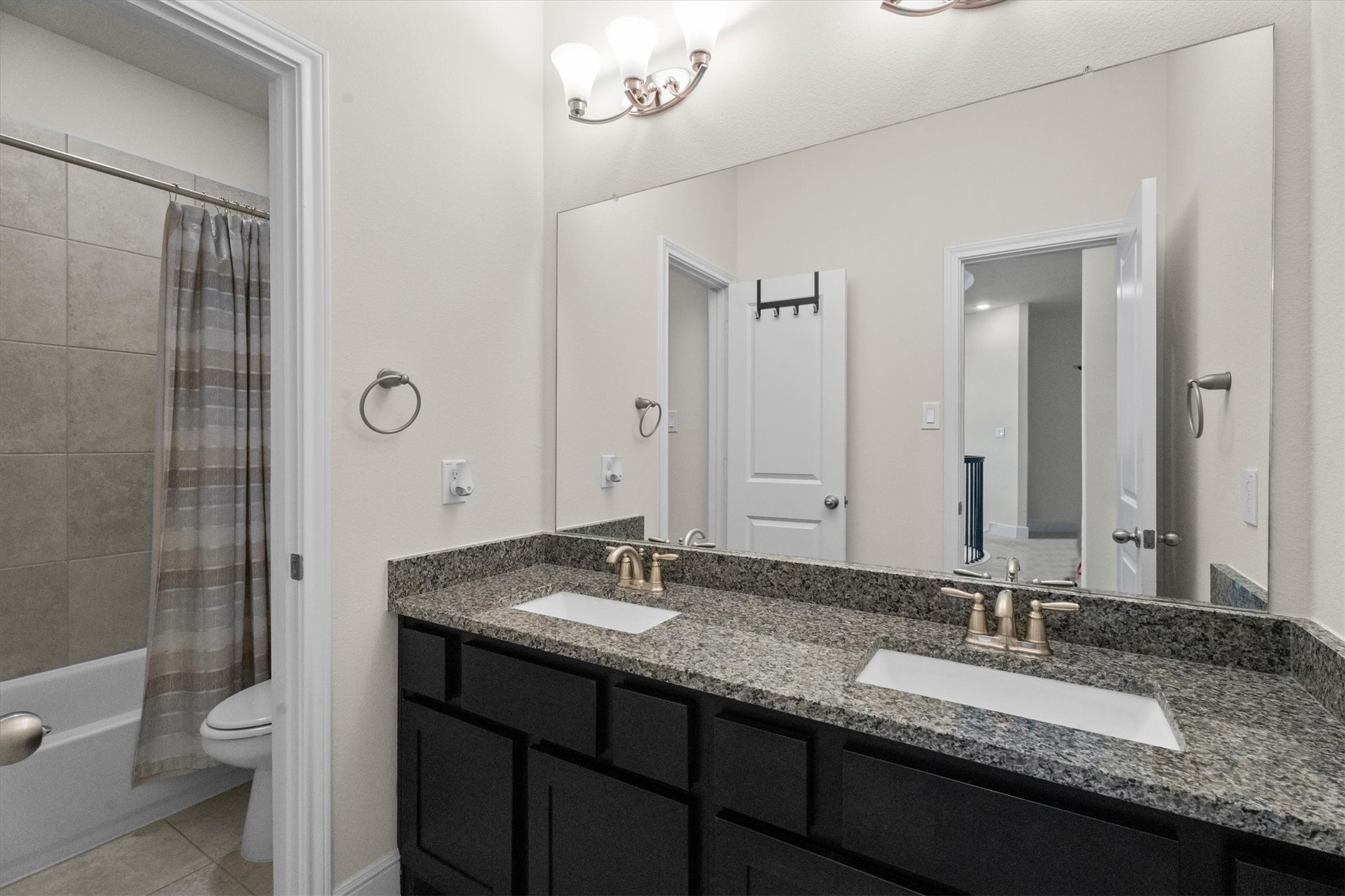 17403 Violet Vineyard Street Property Photo 31
