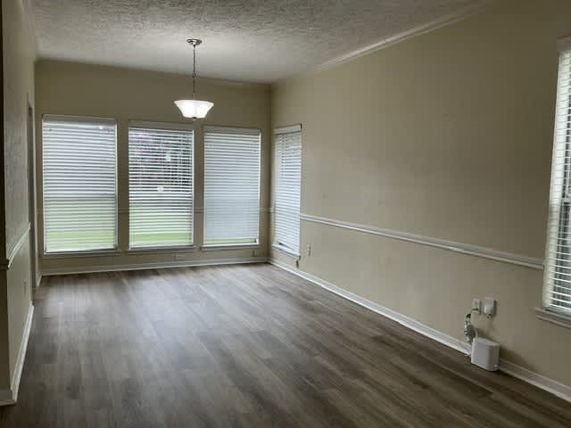 14423 Sun Harbor Drive Property Photo 5