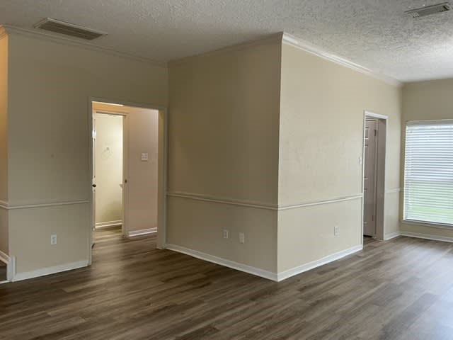 14423 Sun Harbor Drive Property Photo 7