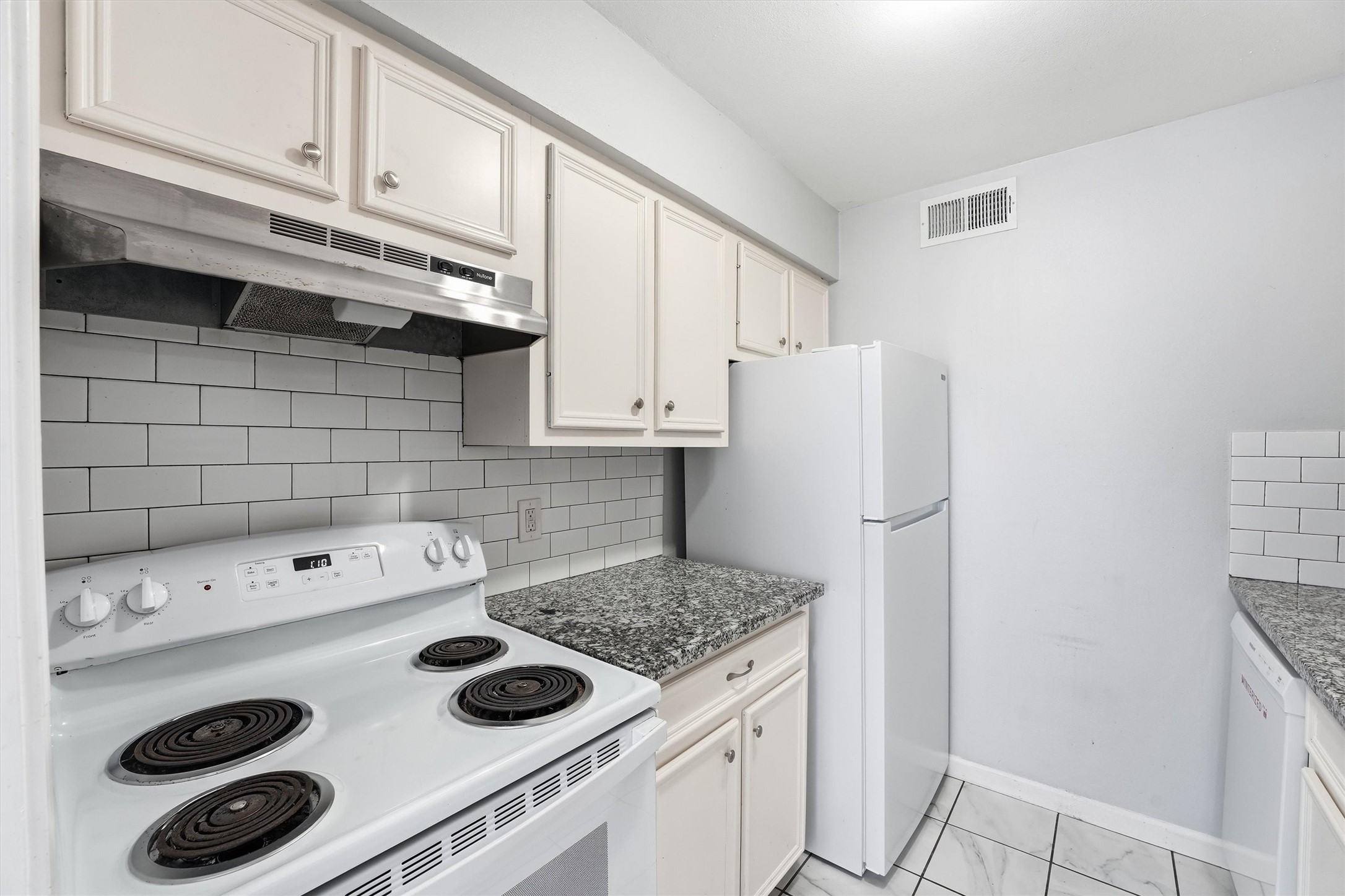 7900 Westheimer Road 146 Property Photo 12