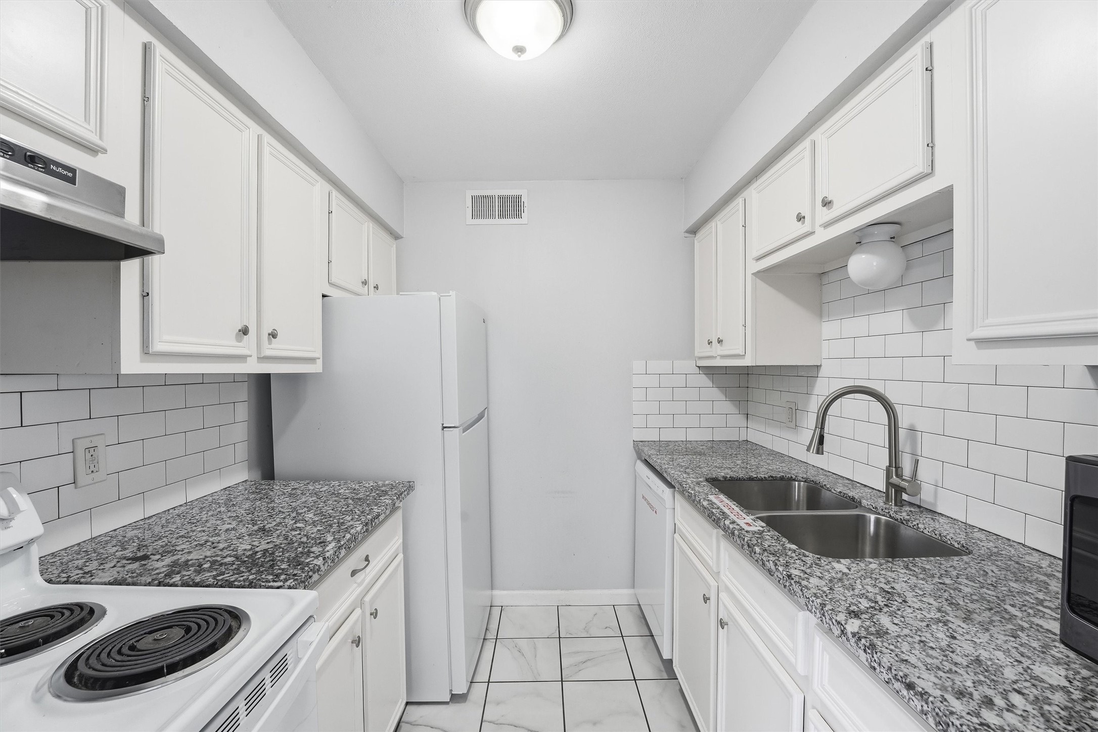 7900 Westheimer Road 146 Property Photo 15