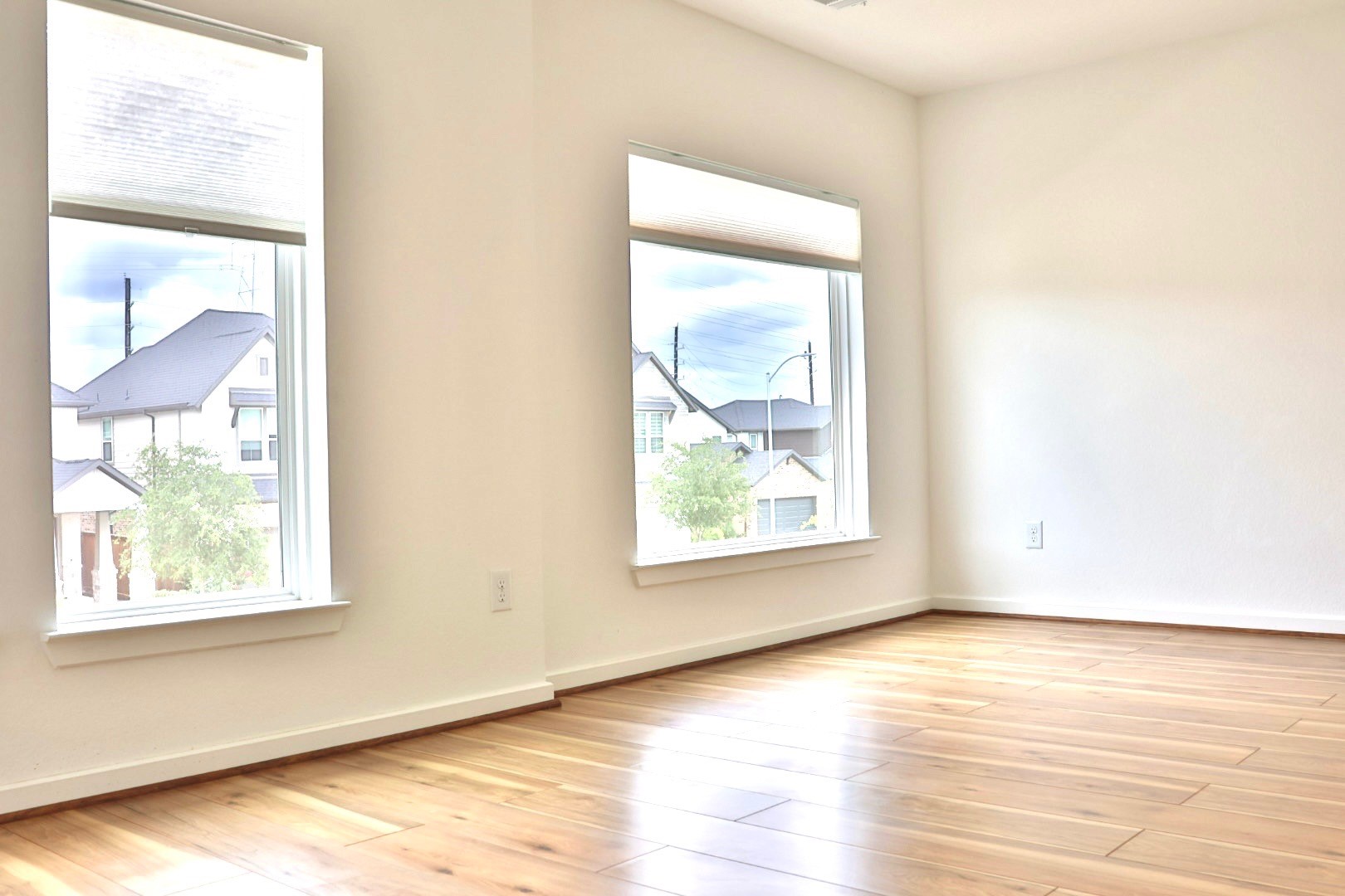 17631 Carnation Glen Drive Property Photo 34