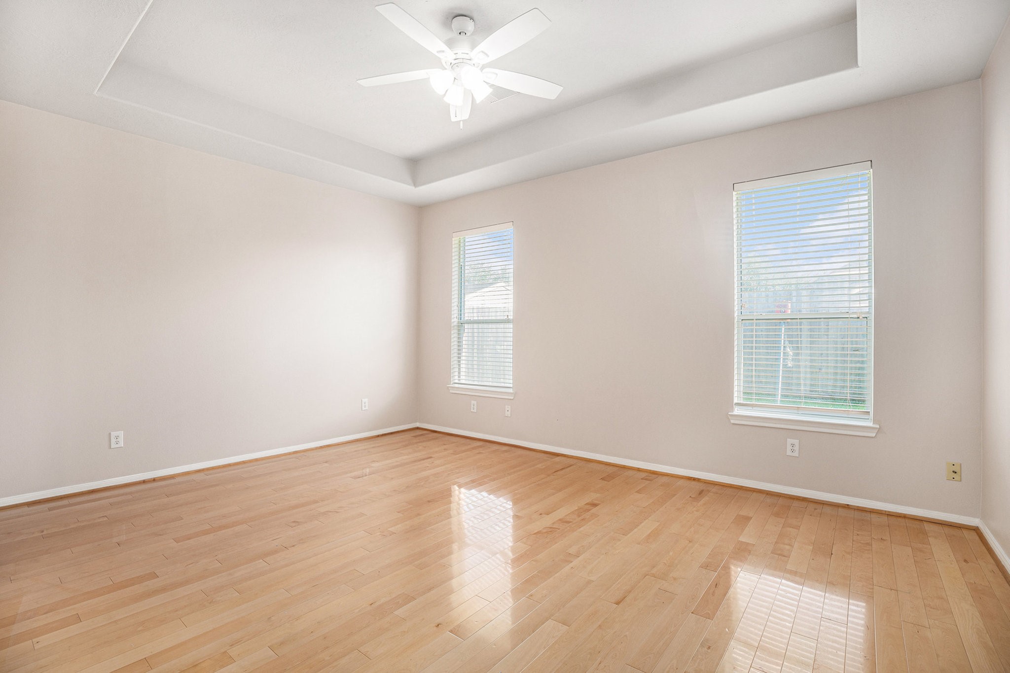 2517 Flycatcher Cove Drive Property Photo 10