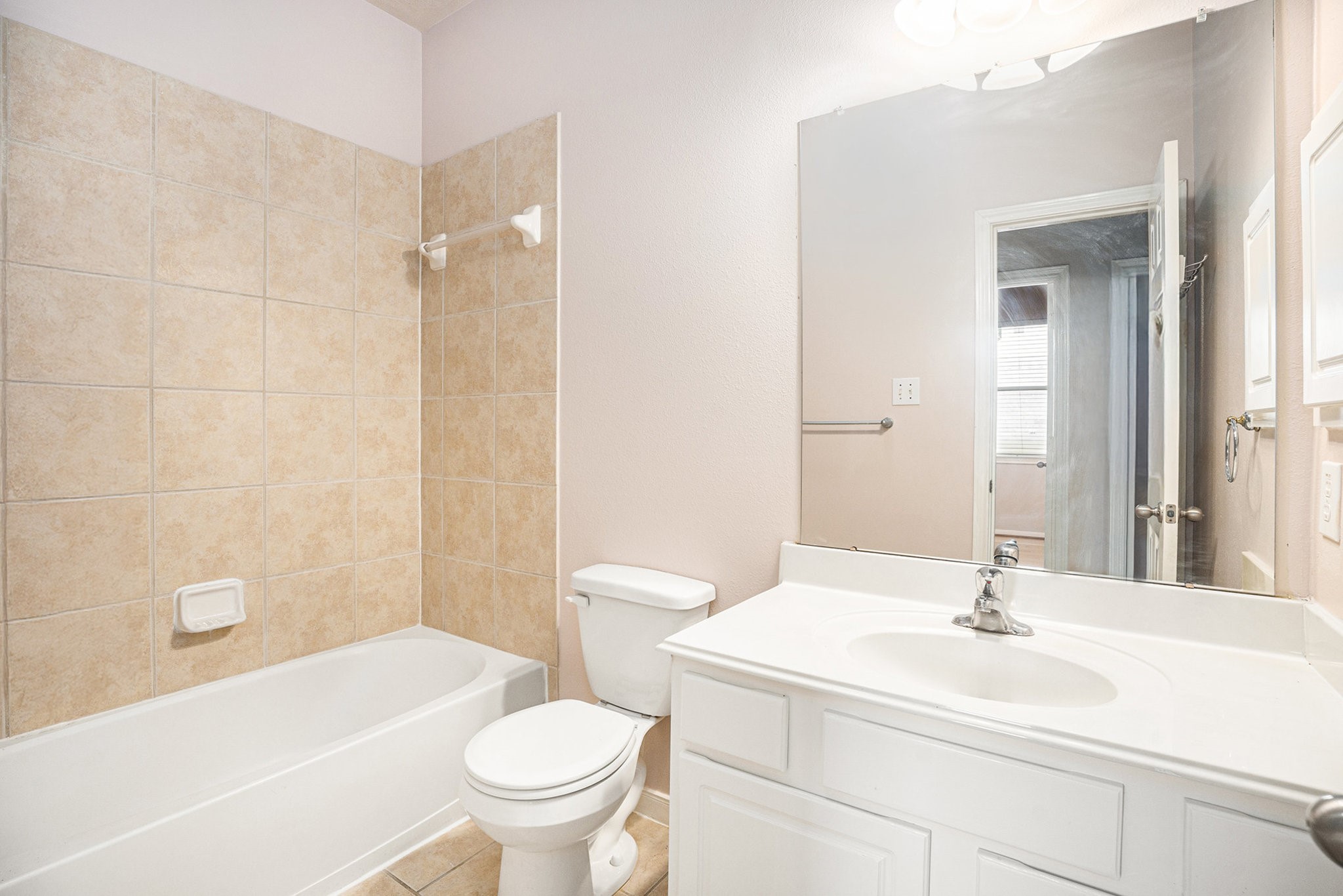 2517 Flycatcher Cove Drive Property Photo 17