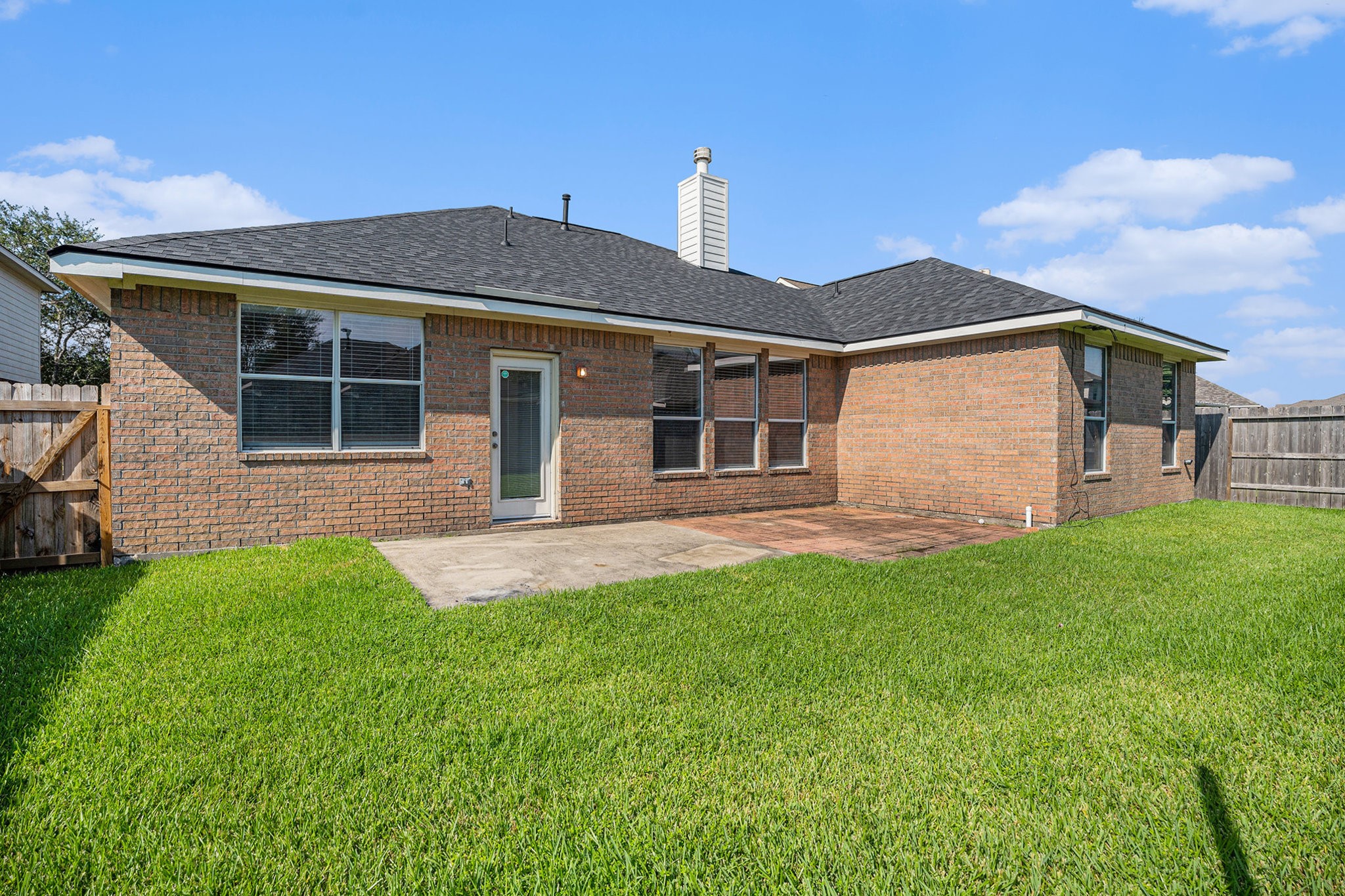 2517 Flycatcher Cove Drive Property Photo 18