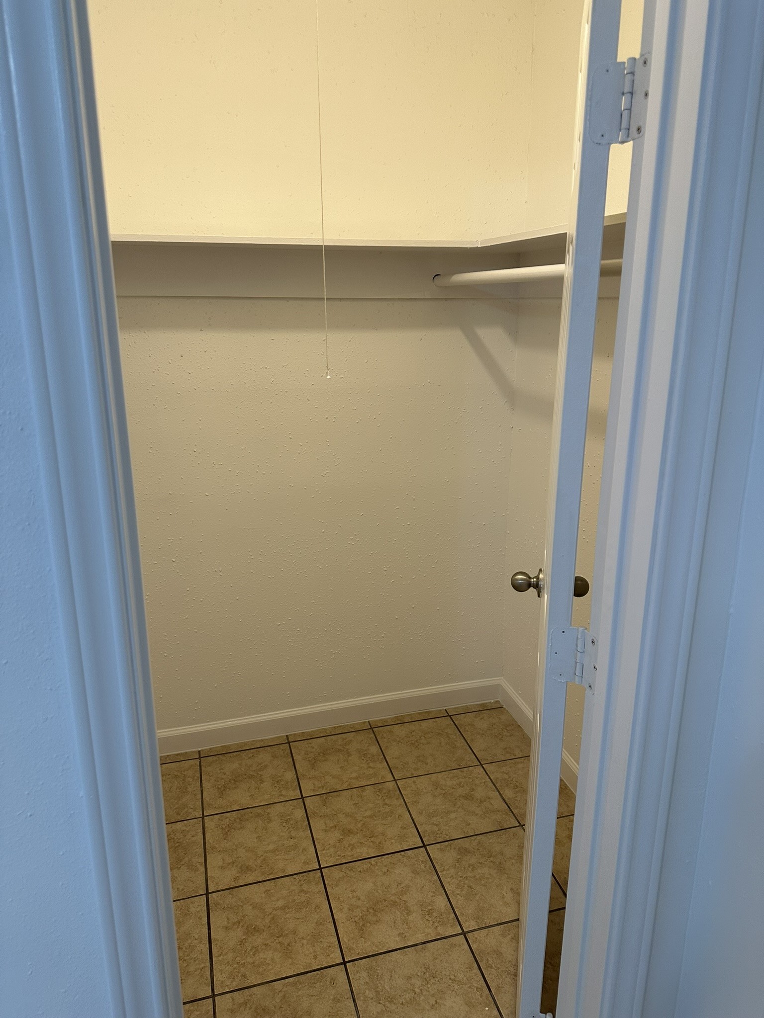 301 Avondale Street 4 Property Photo 14