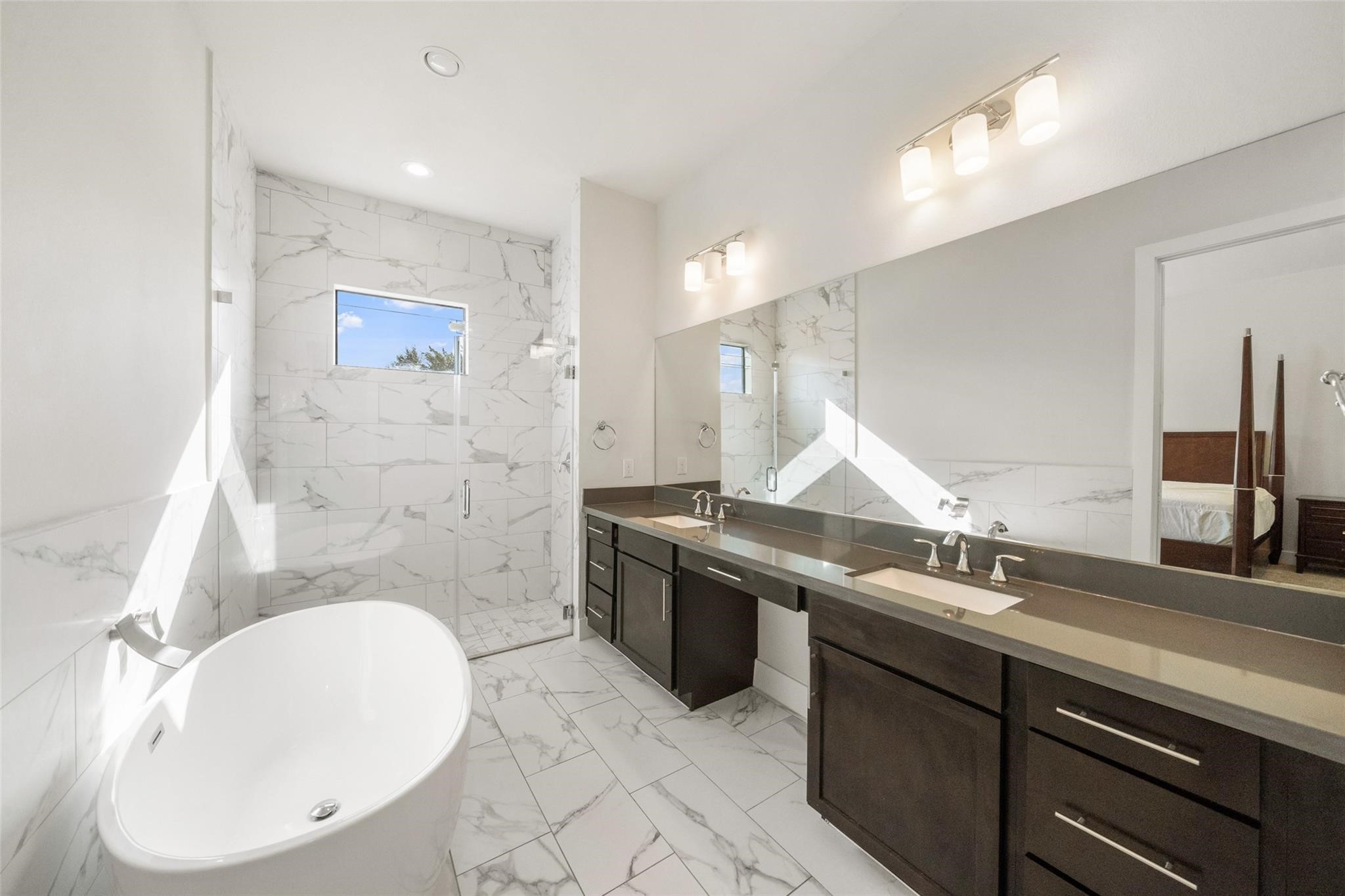 2616 Riverside Drive M Property Photo 22