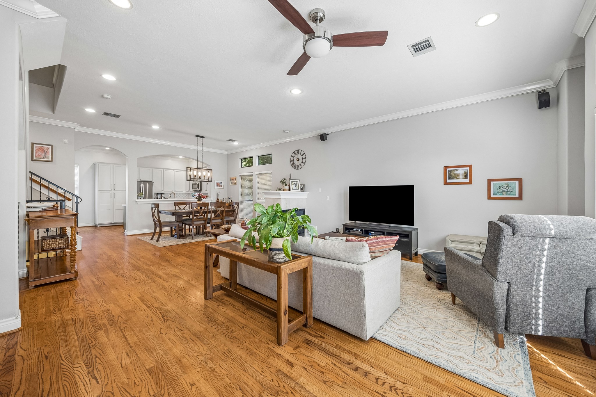 3218 Jackson Street Property Photo 4
