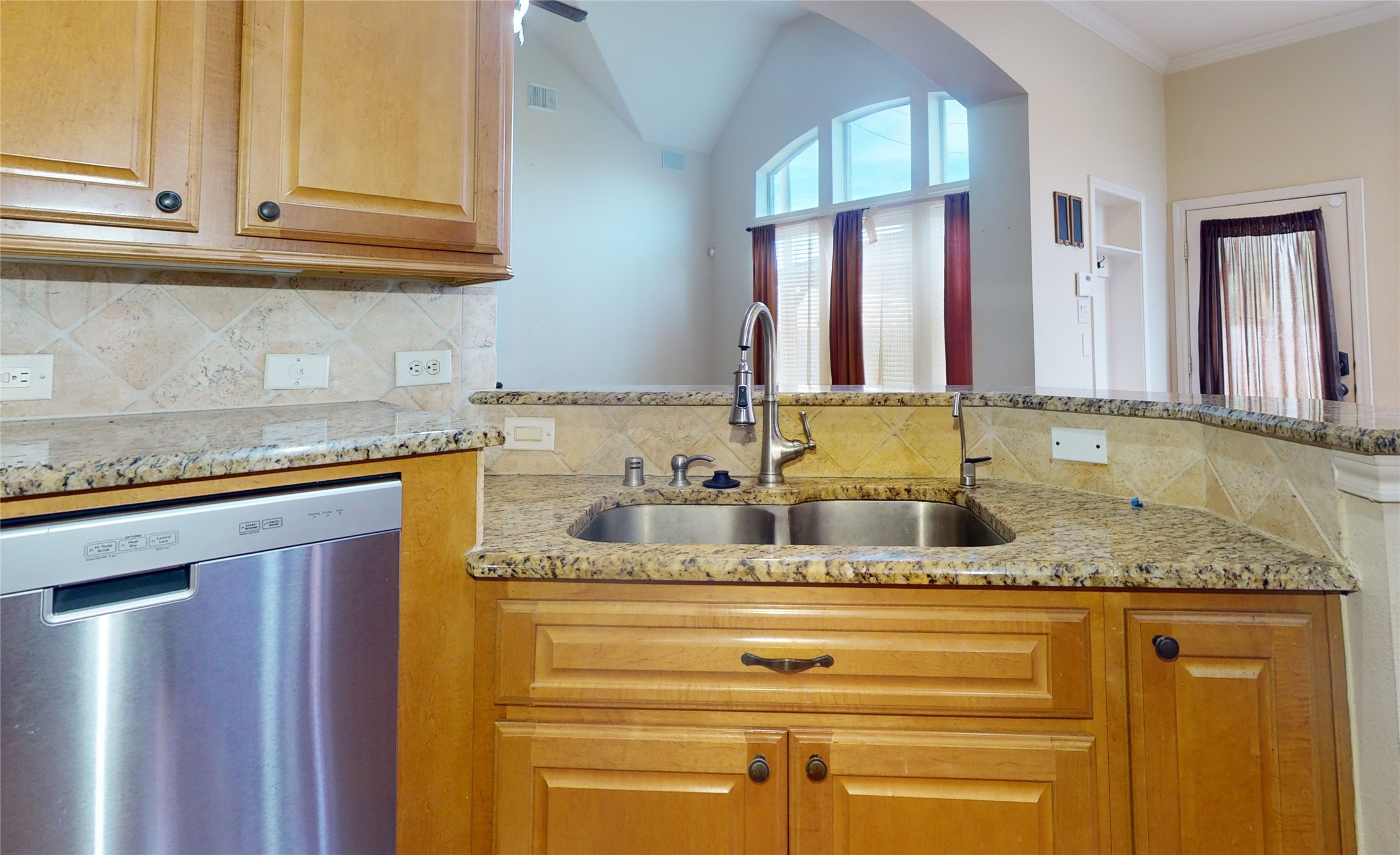 8538 Sunrise Meadow Lane Property Photo 13