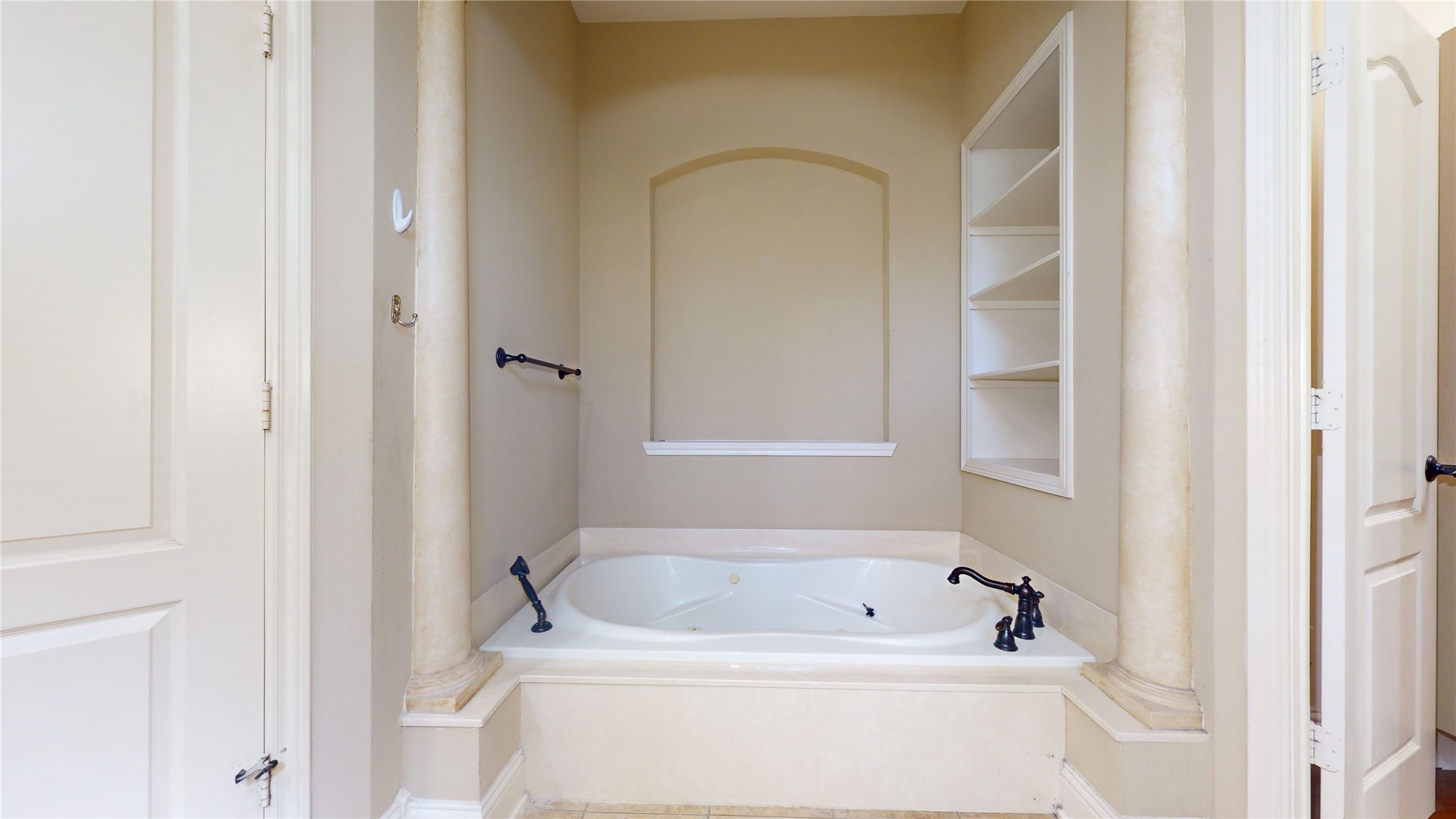 8538 Sunrise Meadow Lane Property Photo 23