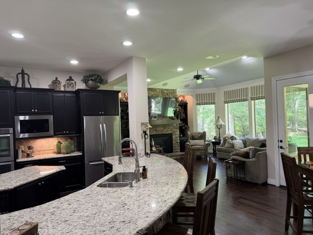 28443 Village Oaks Court Property Photo 6