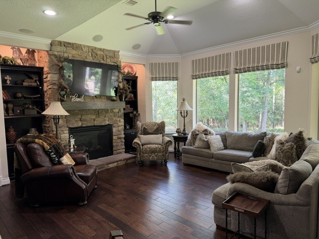 28443 Village Oaks Court Property Photo 10
