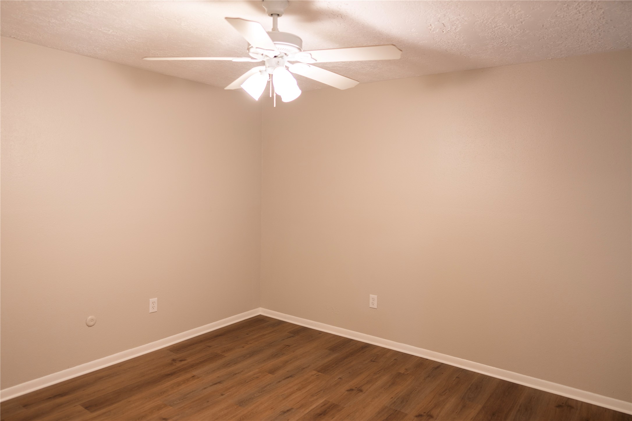 2021 Spenwick Drive 624 Property Photo 10