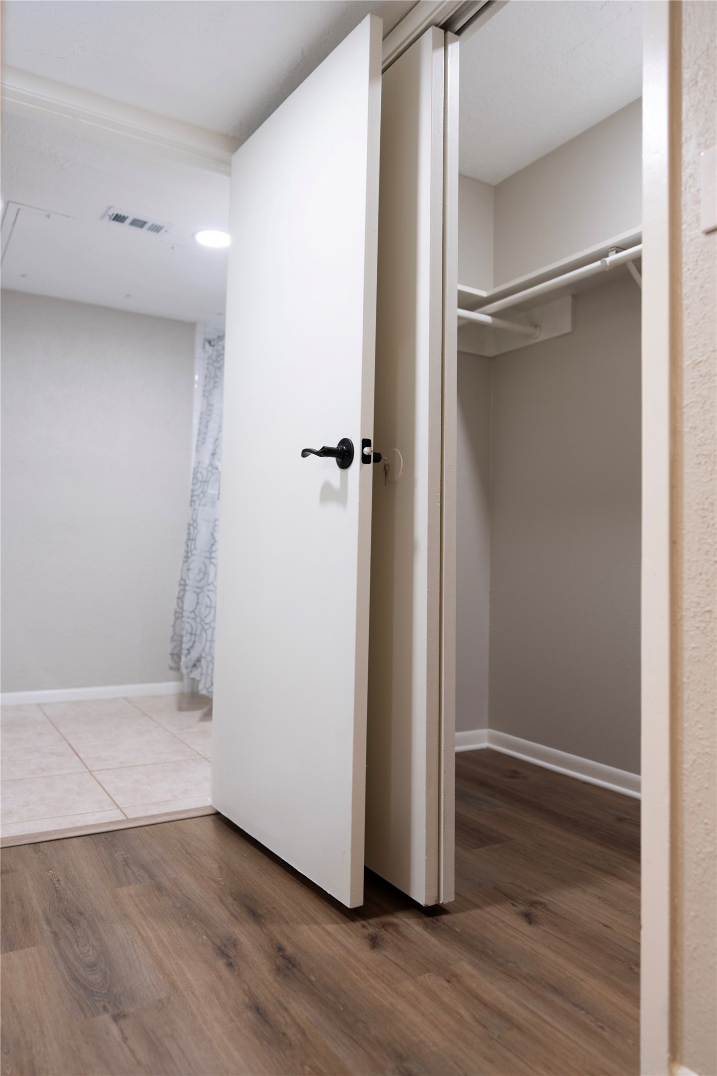 2021 Spenwick Drive 624 Property Photo 12