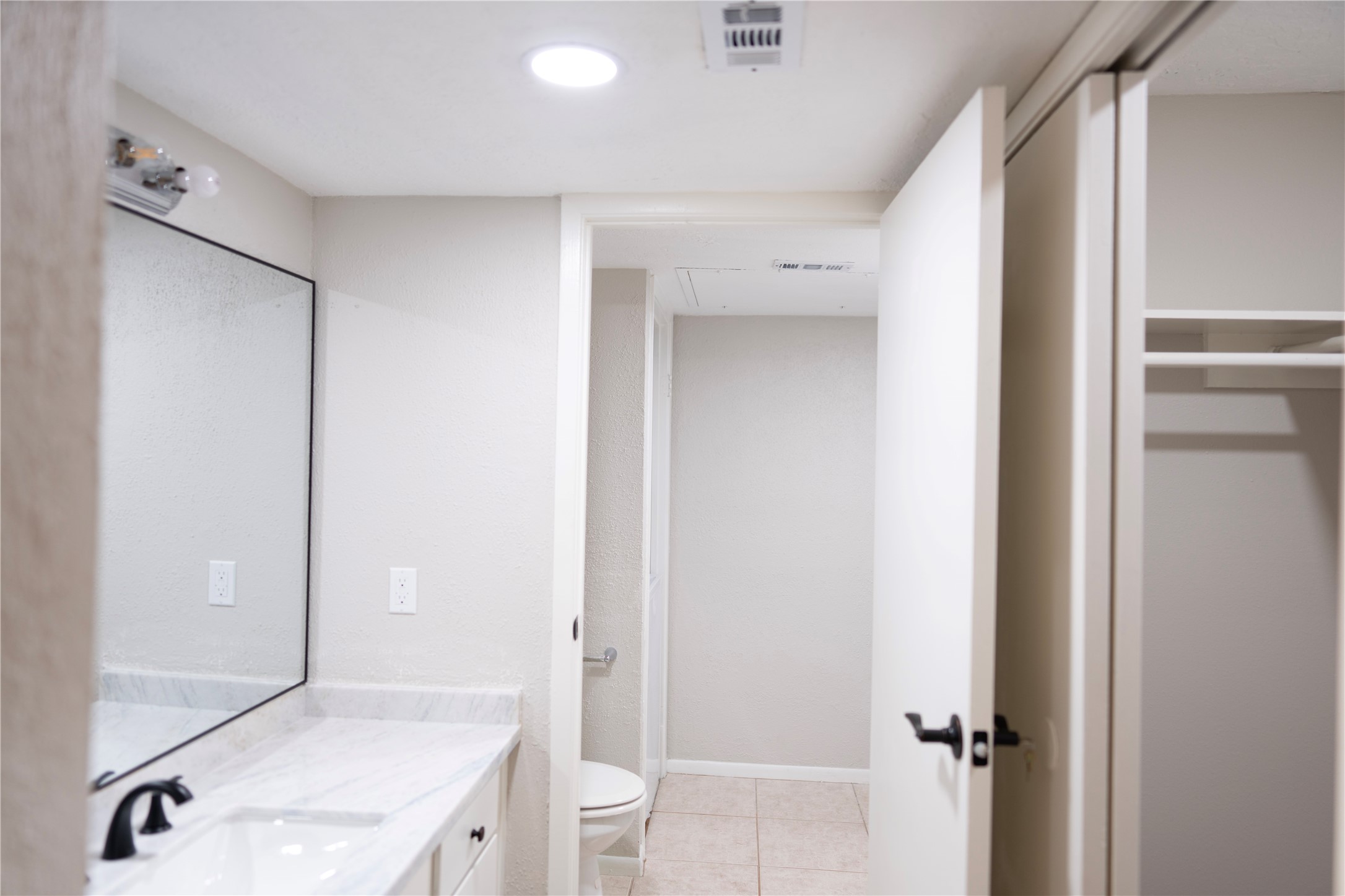2021 Spenwick Drive 624 Property Photo 13