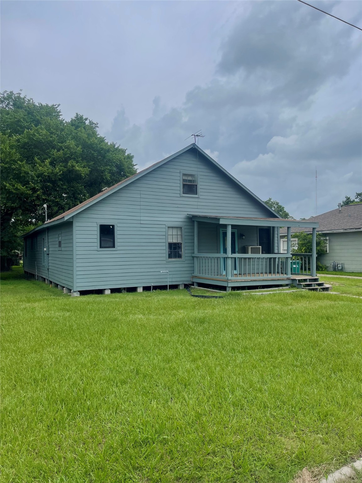 206 E Rogers Street Property Photo 1