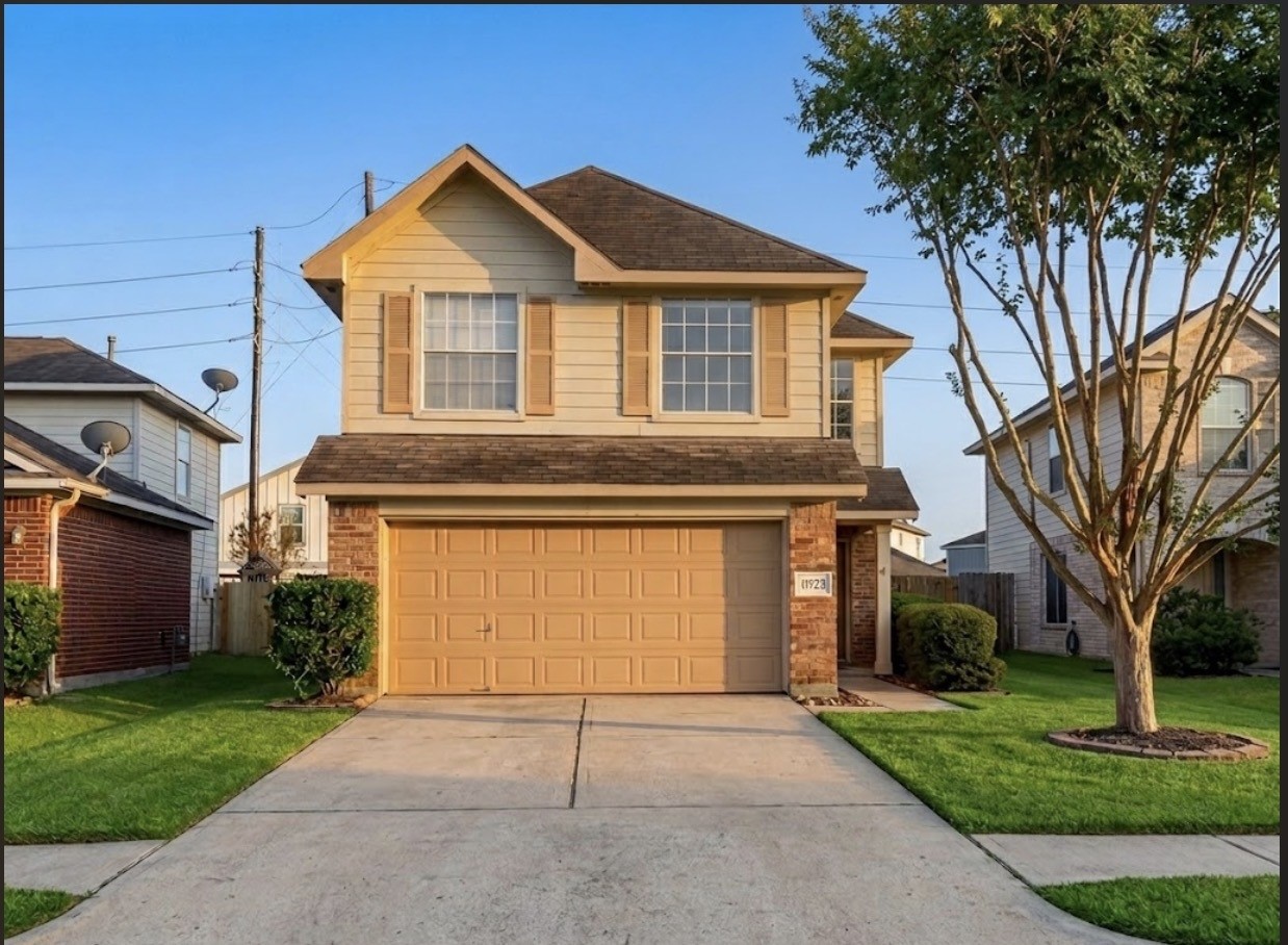 11727 Rolling Stream Drive Property Photo 1