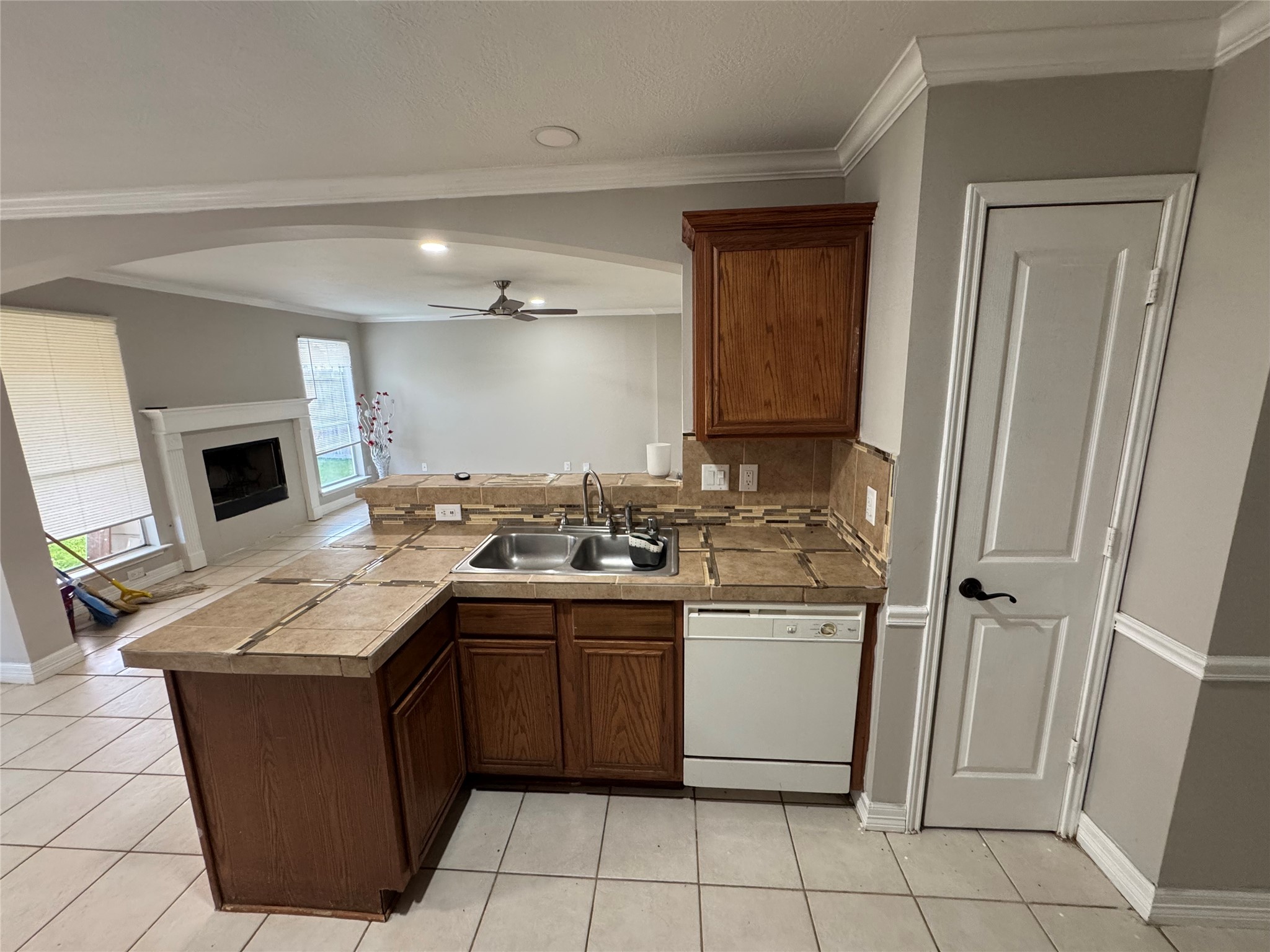 11727 Rolling Stream Drive Property Photo 6