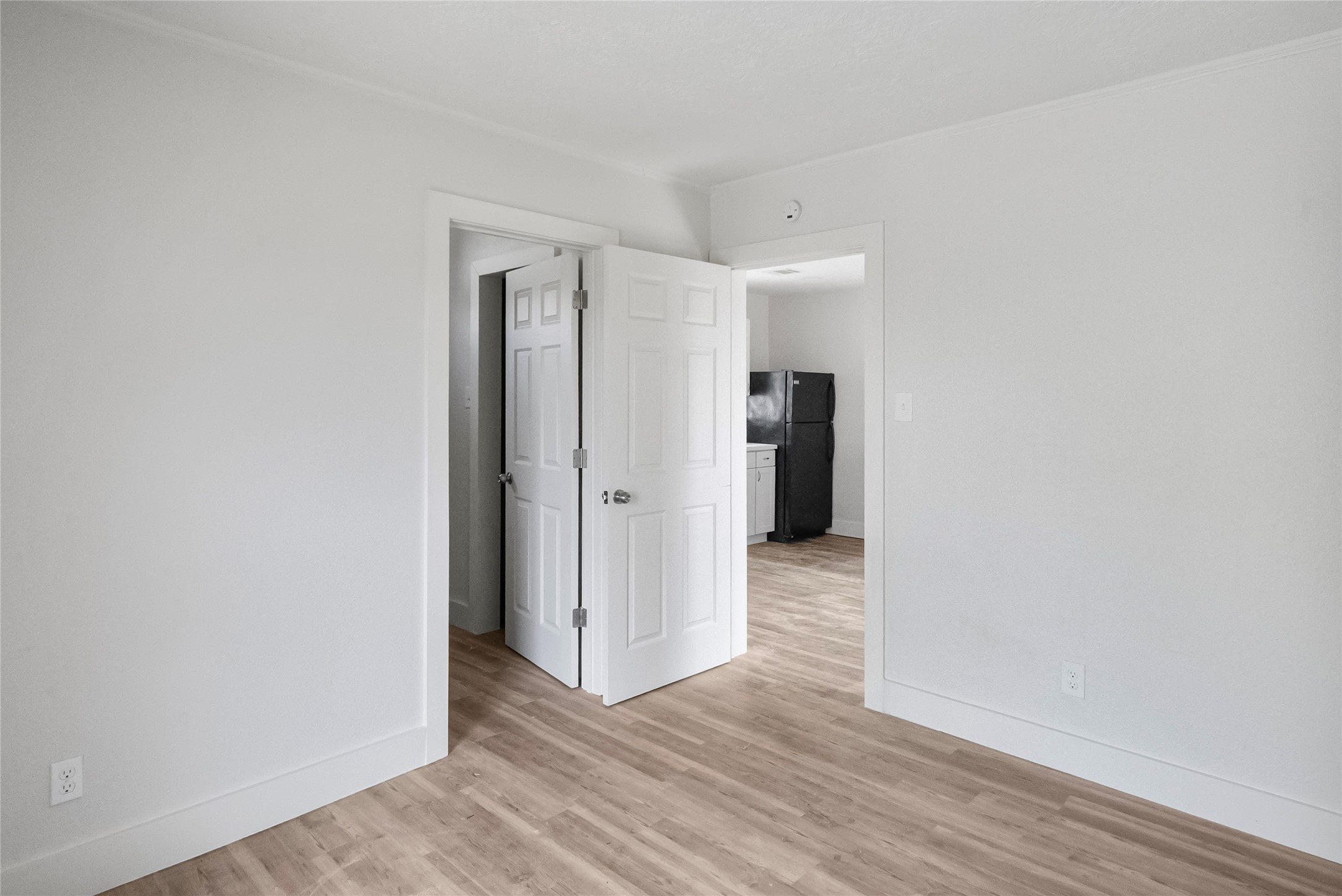 2633 W Main Street Dplx Property Photo 5