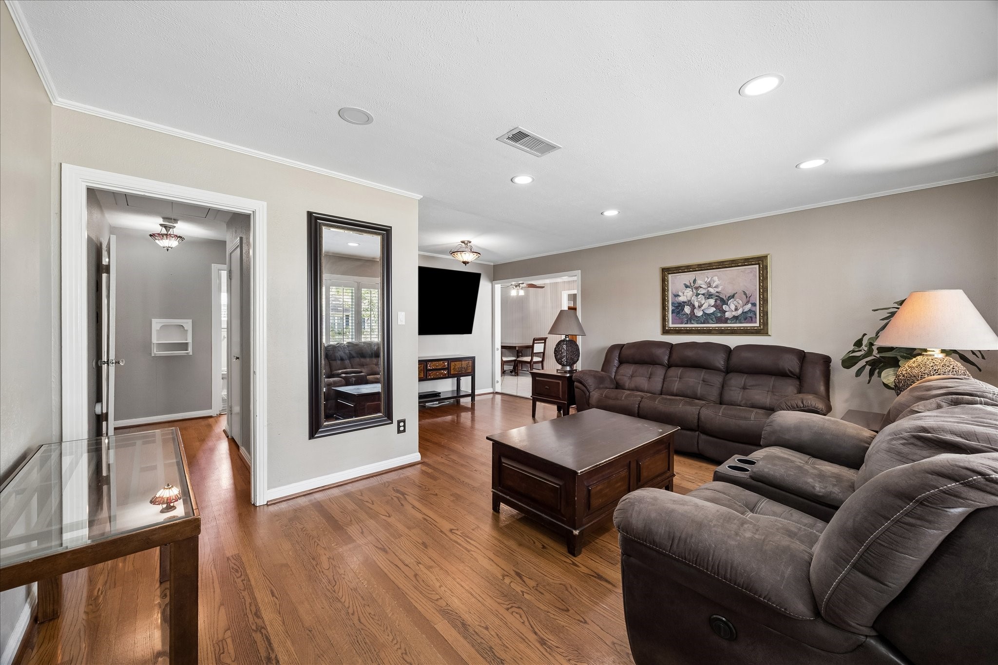 1611 Gardenia Drive Property Photo 2