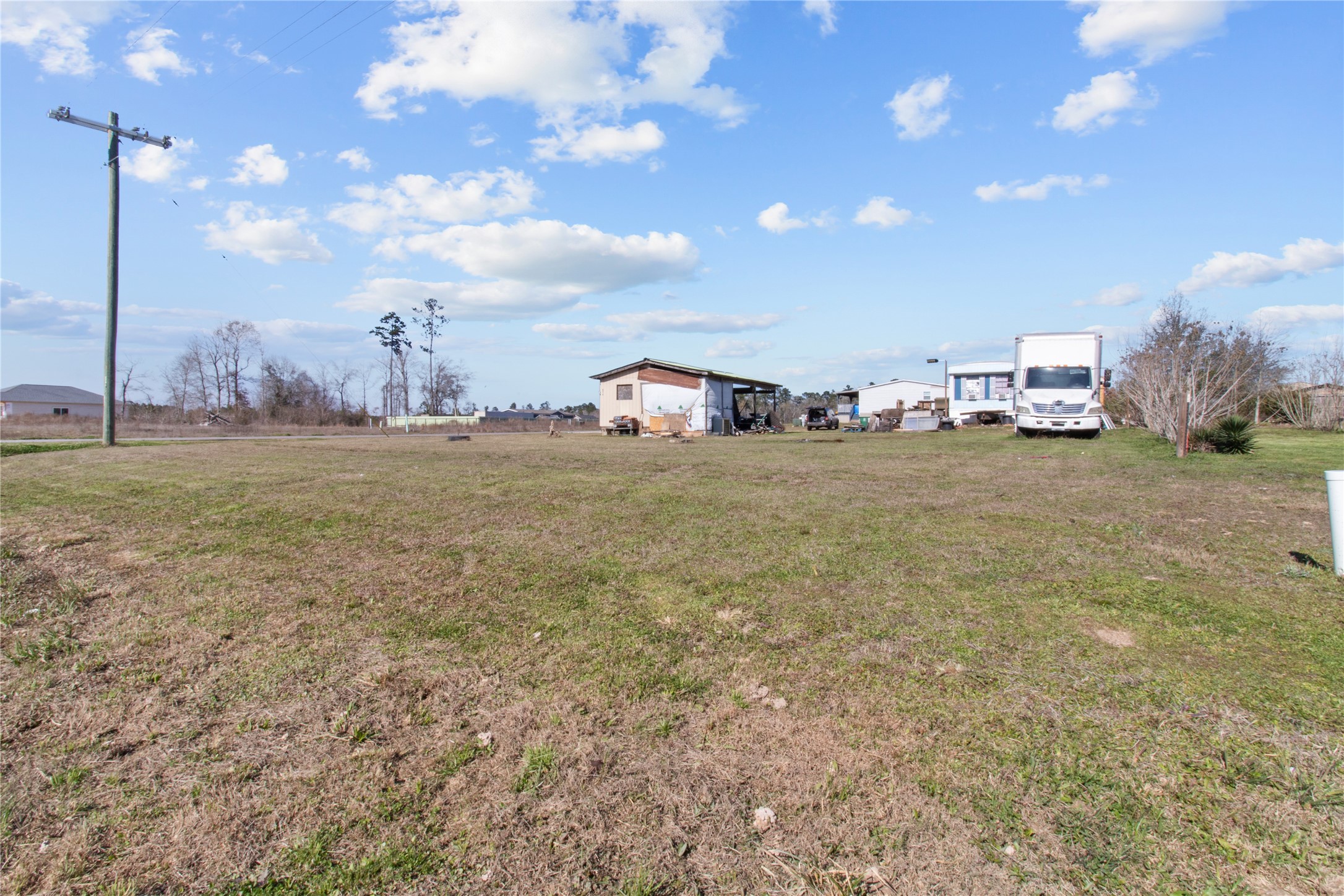 731 Road 5814 Property Photo 4